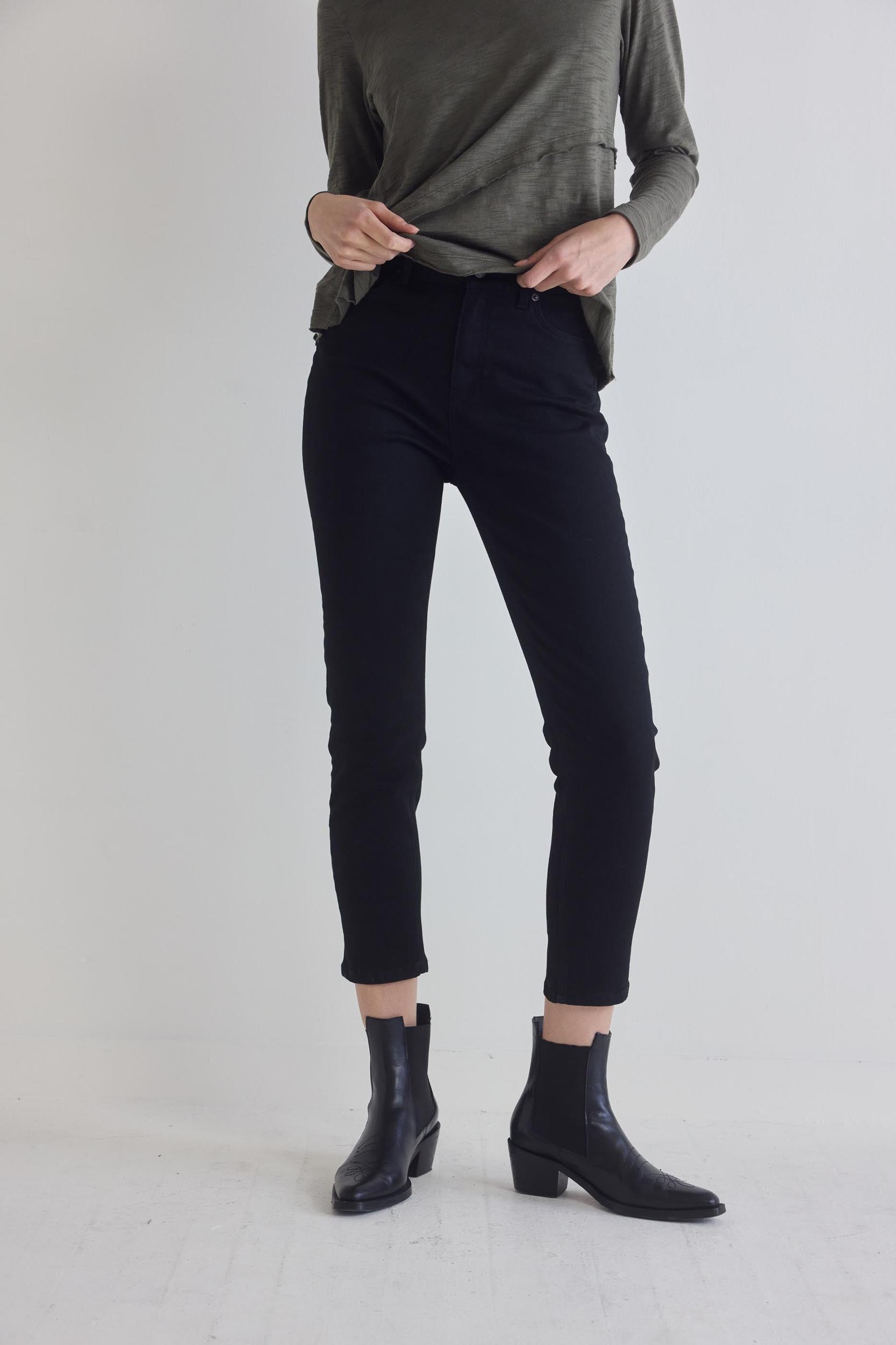 The Iconic Fitted Jeans Product Image
