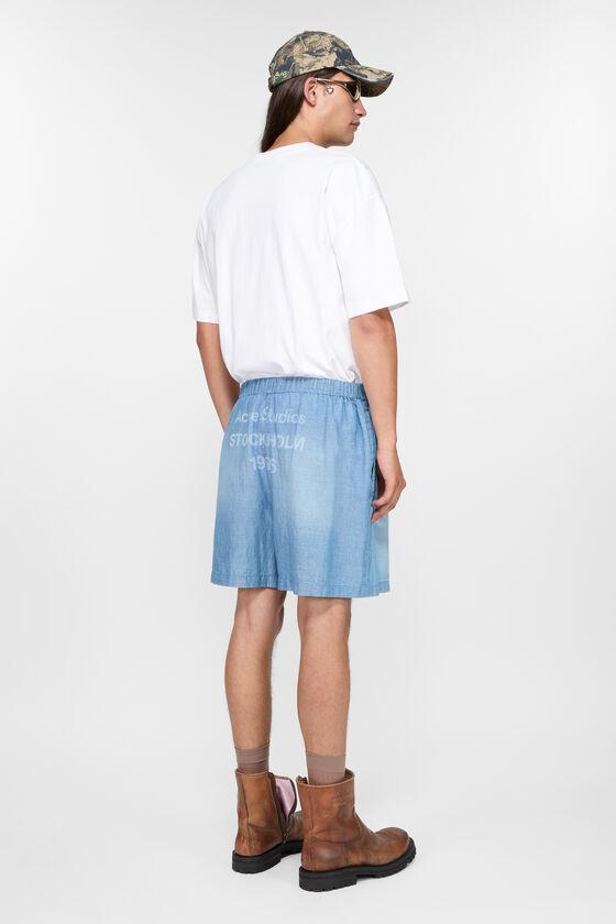 Shorts logo stamp Product Image