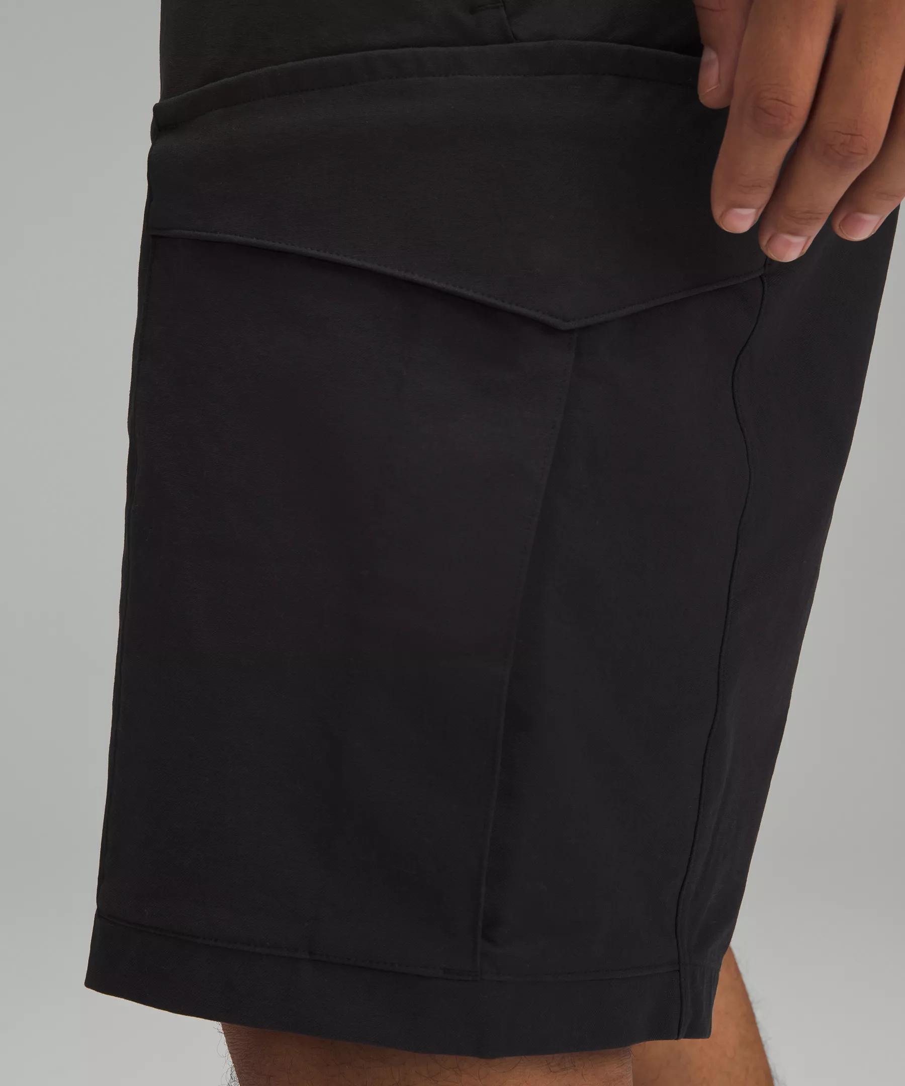 Stretch Cotton VersaTwill Cargo Pocket Short 10" Product Image