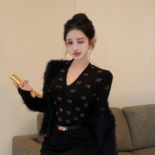 Long-Sleeve V-Neck Rhinestone Top / High Rise Midi Mermaid Skirt / Fluffy Jacket / Belt Product Image