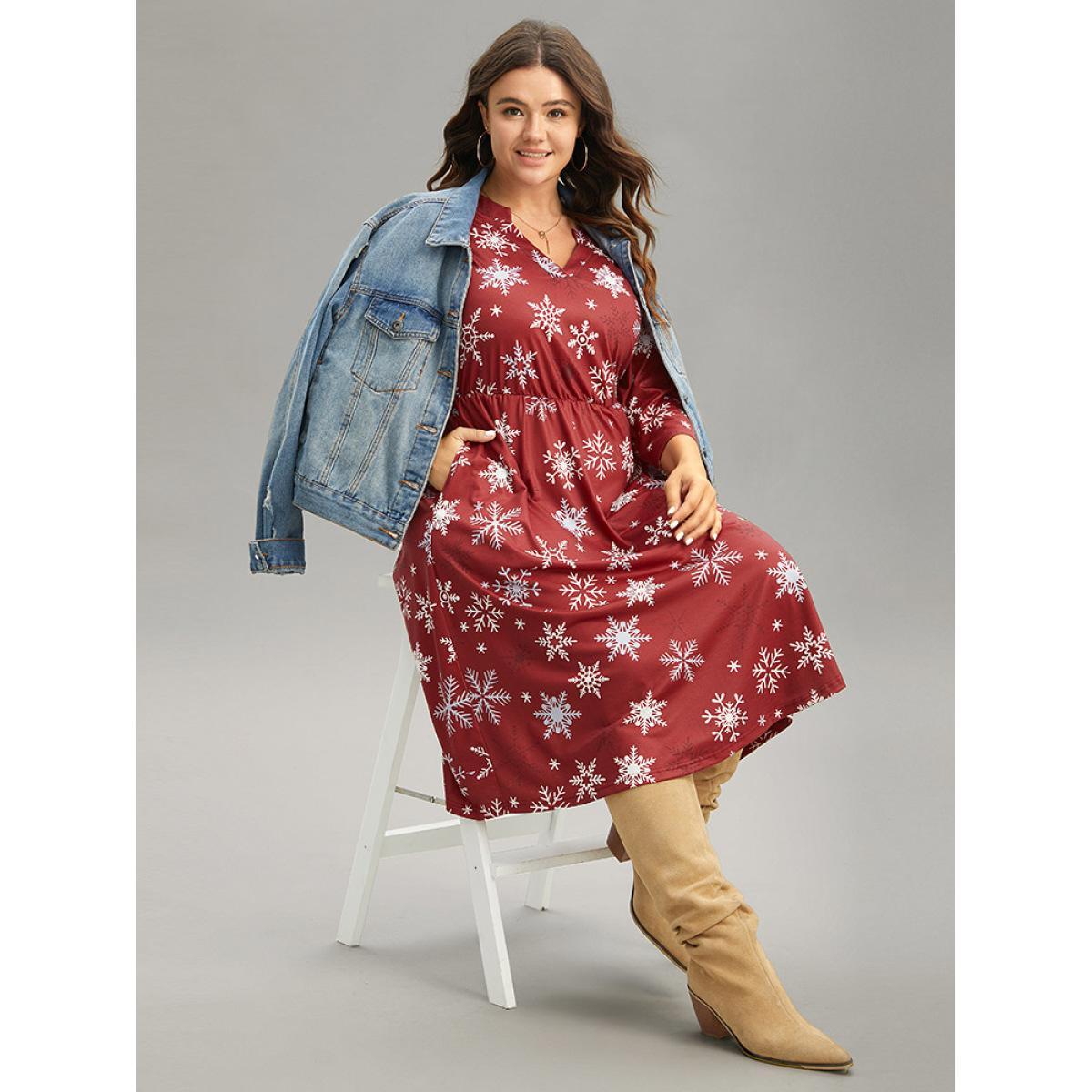 Plus Size Christmas Snowflake Print Pocket Notched Dress Scarlet Women Casual Gathered Notched collar Elbow-length sleeve Curvy Midi Dress BloomChic 12/L Product Image