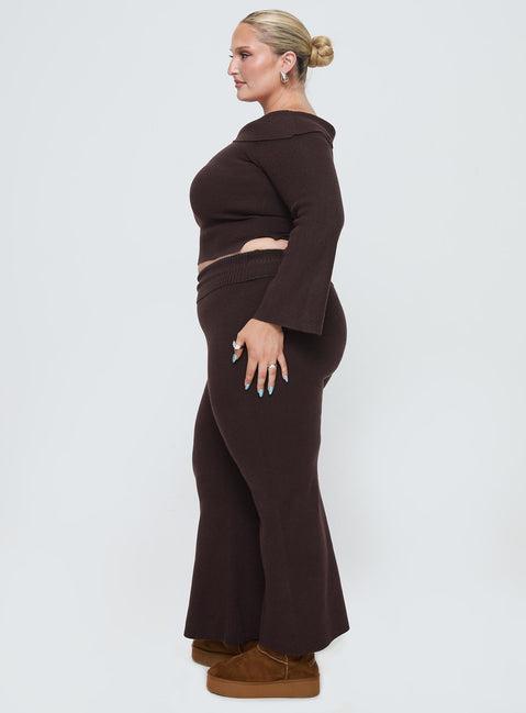 Try Me Knit Pants Chocolate Curve Product Image
