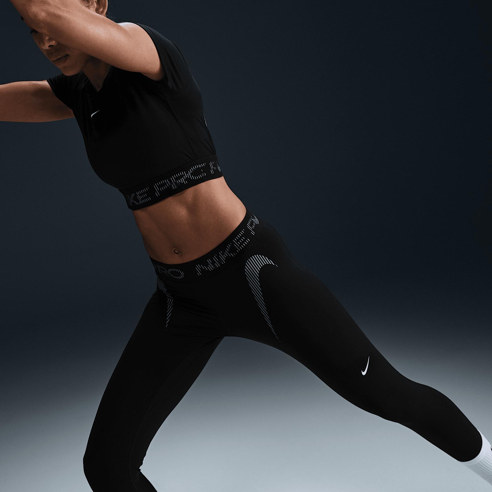 Women's Nike Pro Mid-Rise 7/8 Graphic Leggings Product Image