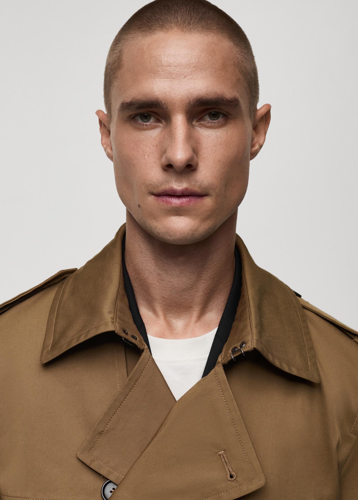 Water-repellent belted trench coat - Men | MANGO USA Product Image