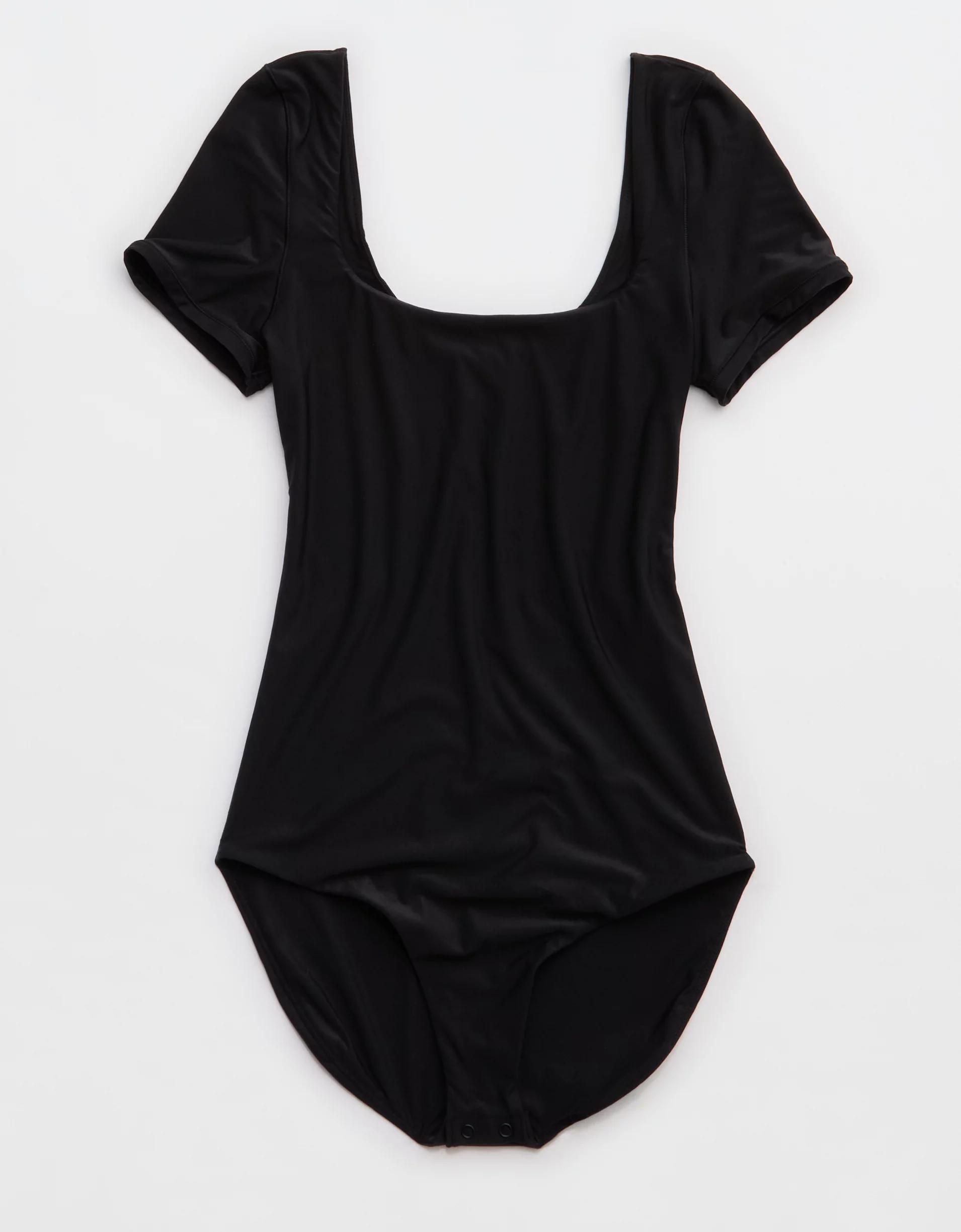 SMOOTHEZ Short Sleeve Square Neck Bodysuit  Product Image