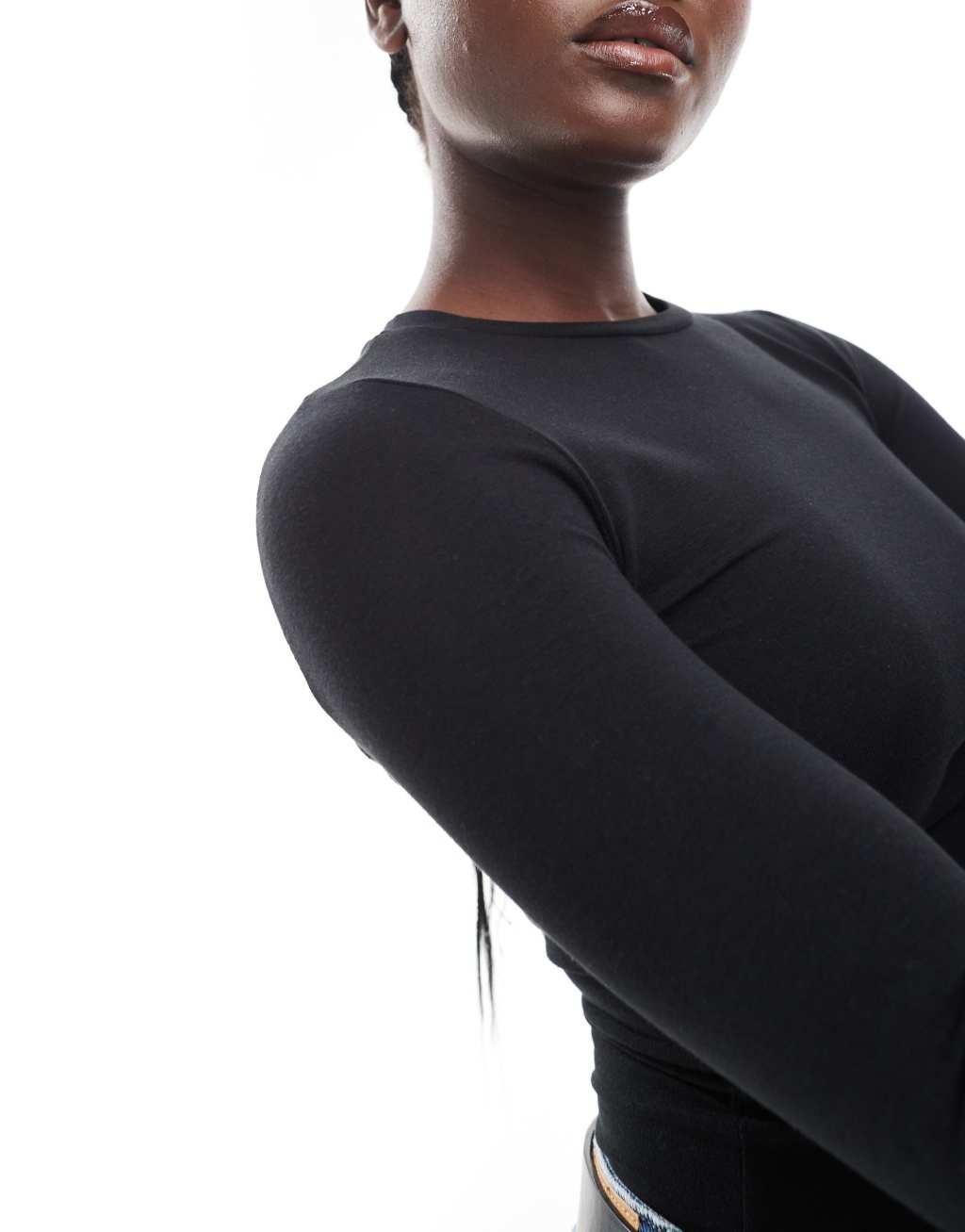 Cotton On long sleeve crew top in black Product Image