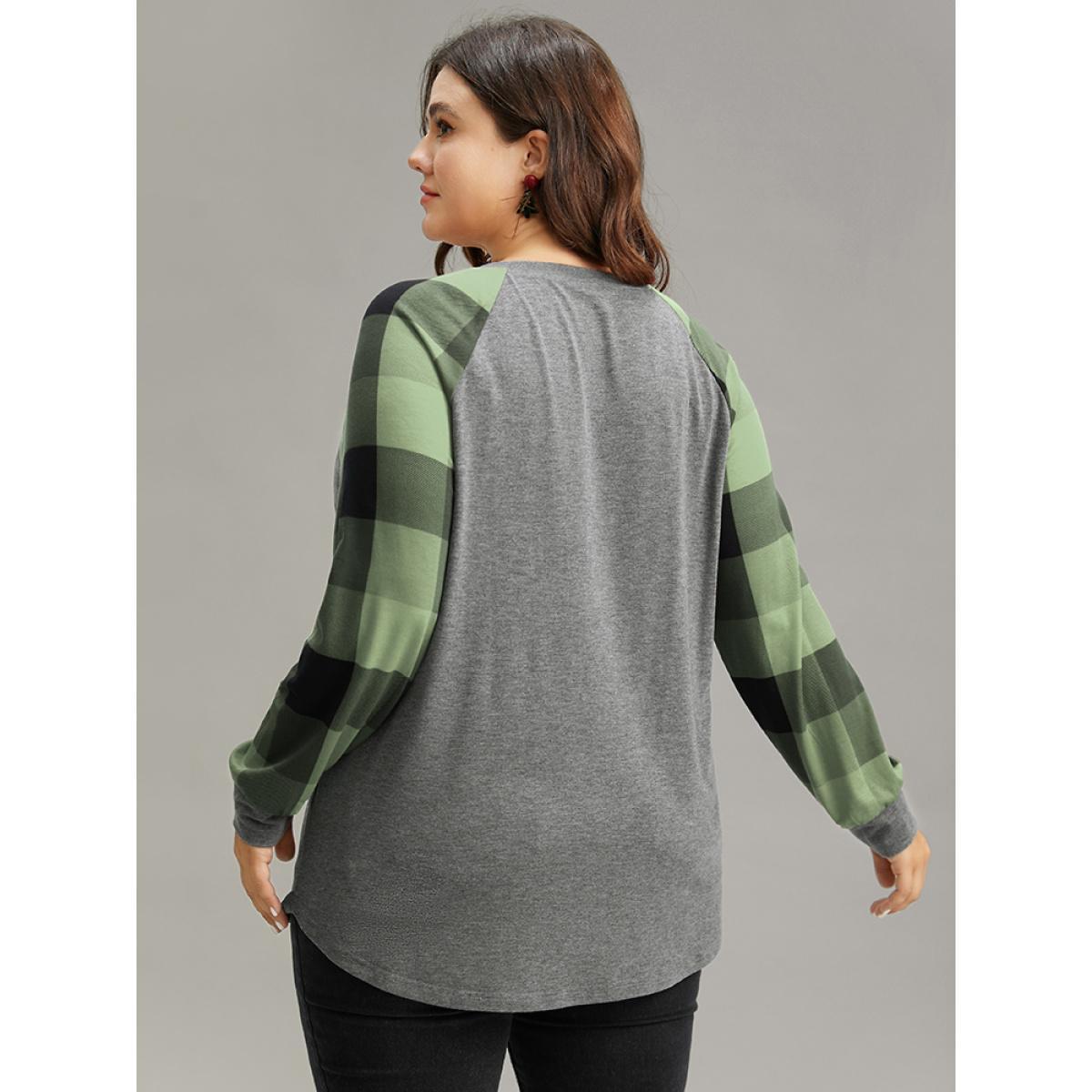 Plus Size Christmas Sequin Plaid Patchwork T-shirt Green Women Casual Sequin Christmas Festival-Christmas T-shirts BloomChic 22-24/3X Product Image