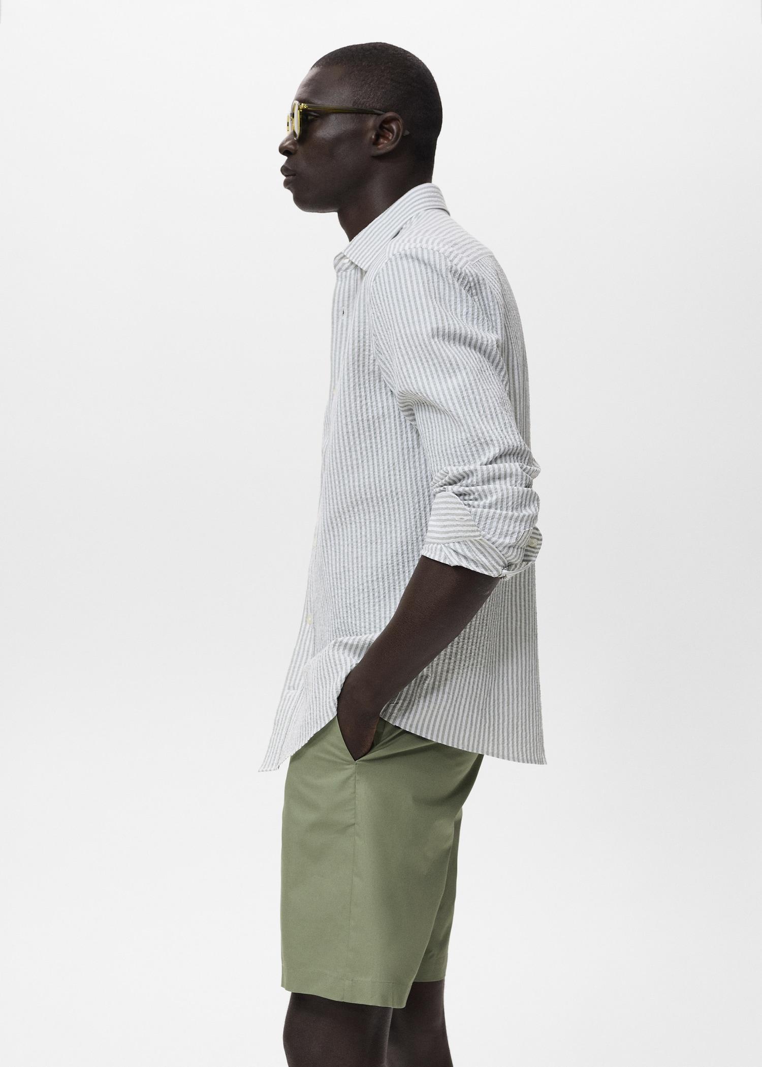 Cotton bermuda shorts with an interior elastic strip - Men | MANGO USA Product Image