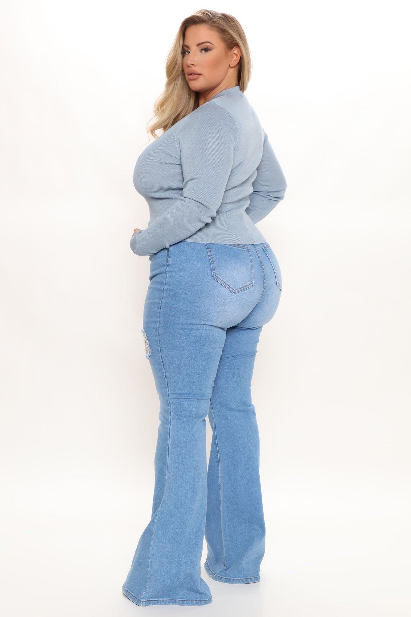 Kassie Button Cropped Cardigan Sweater - Blue Product Image