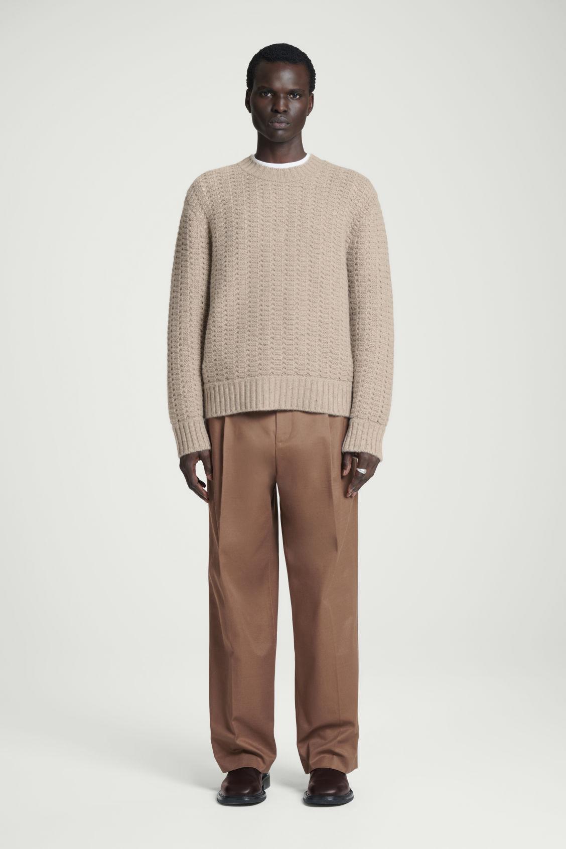 RELAXED POINTELLE-KNIT PURE CASHMERE SWEATER Product Image