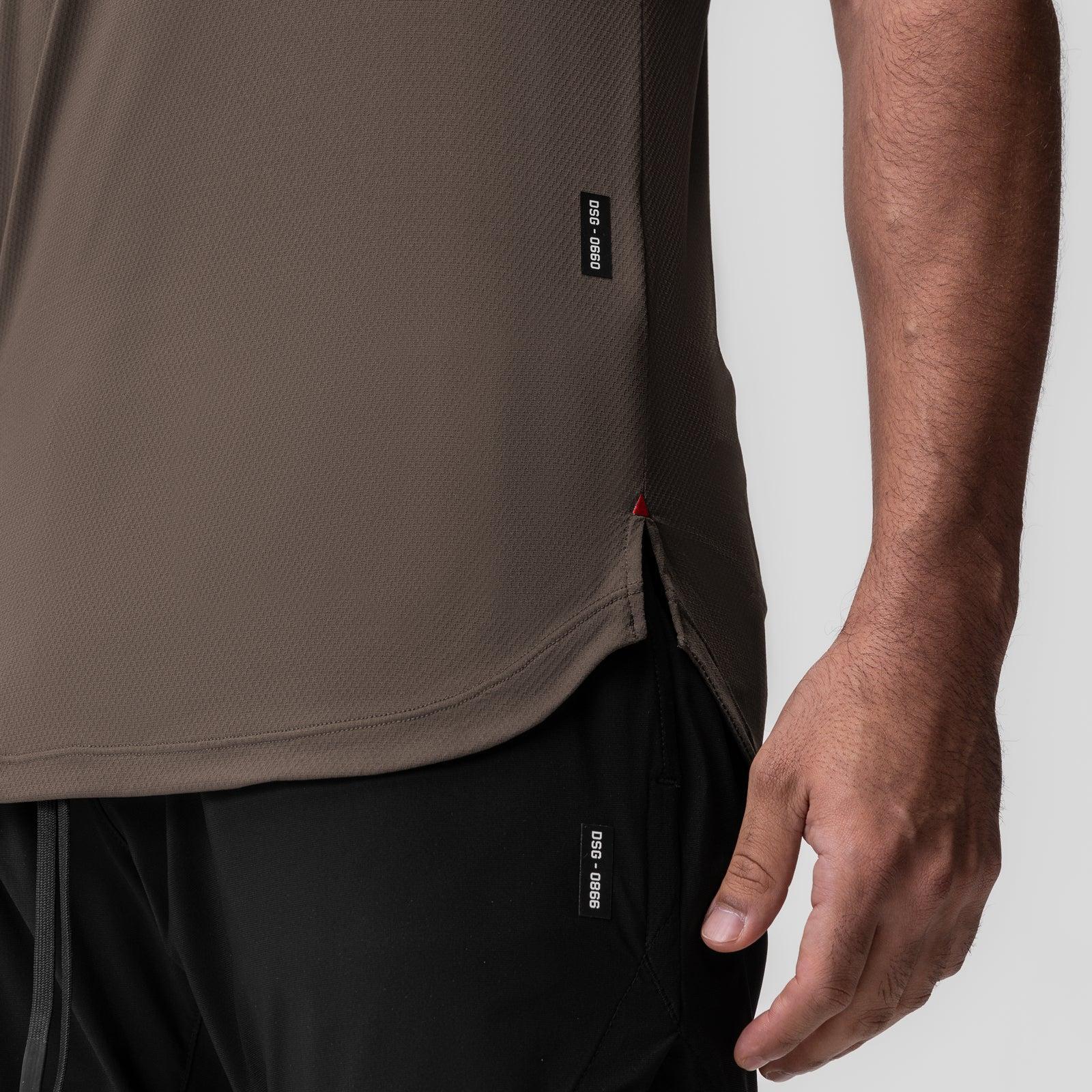 0660. AeroSilver® Established Tee - Black "Box Logo" Male Product Image