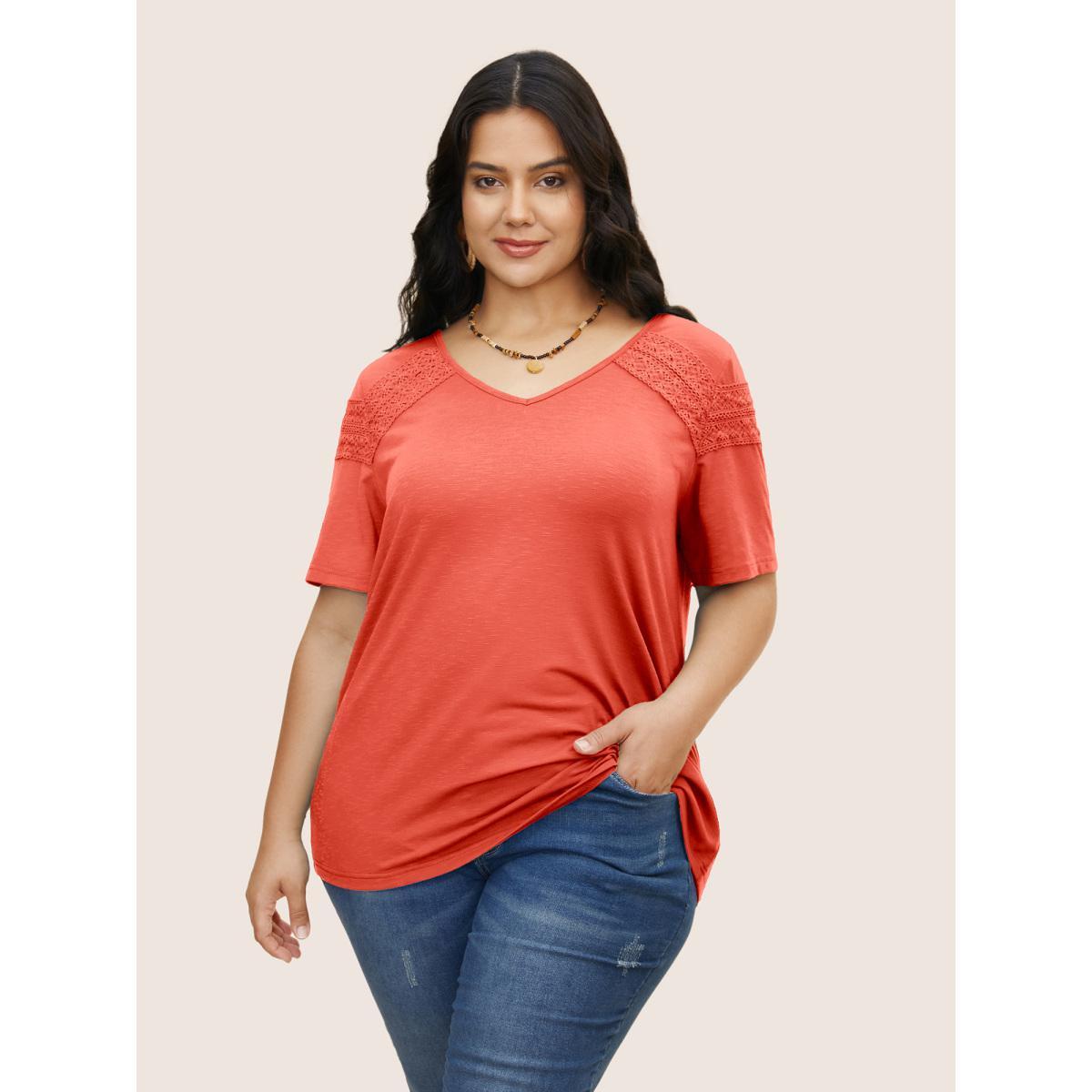 Plus Size Plain V Neck Lace Panel T-shirt OrangeRed Women Resort Patchwork V-neck Vacation T-shirts BloomChic 26/4X Product Image