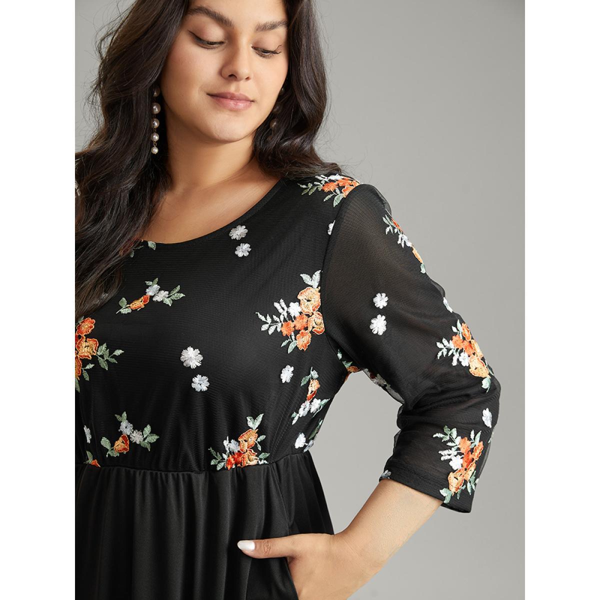 Plus Size Floral Embroidered Mesh Patchwork Elastic Waist Dress Black Women Cocktail Patchwork Round Neck Elbow-length sleeve Curvy Midi Dress BloomChic 28/5X Product Image