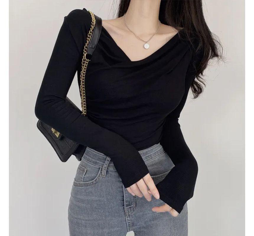 Long-Sleeve Cowl Neck Plain Tee Product Image
