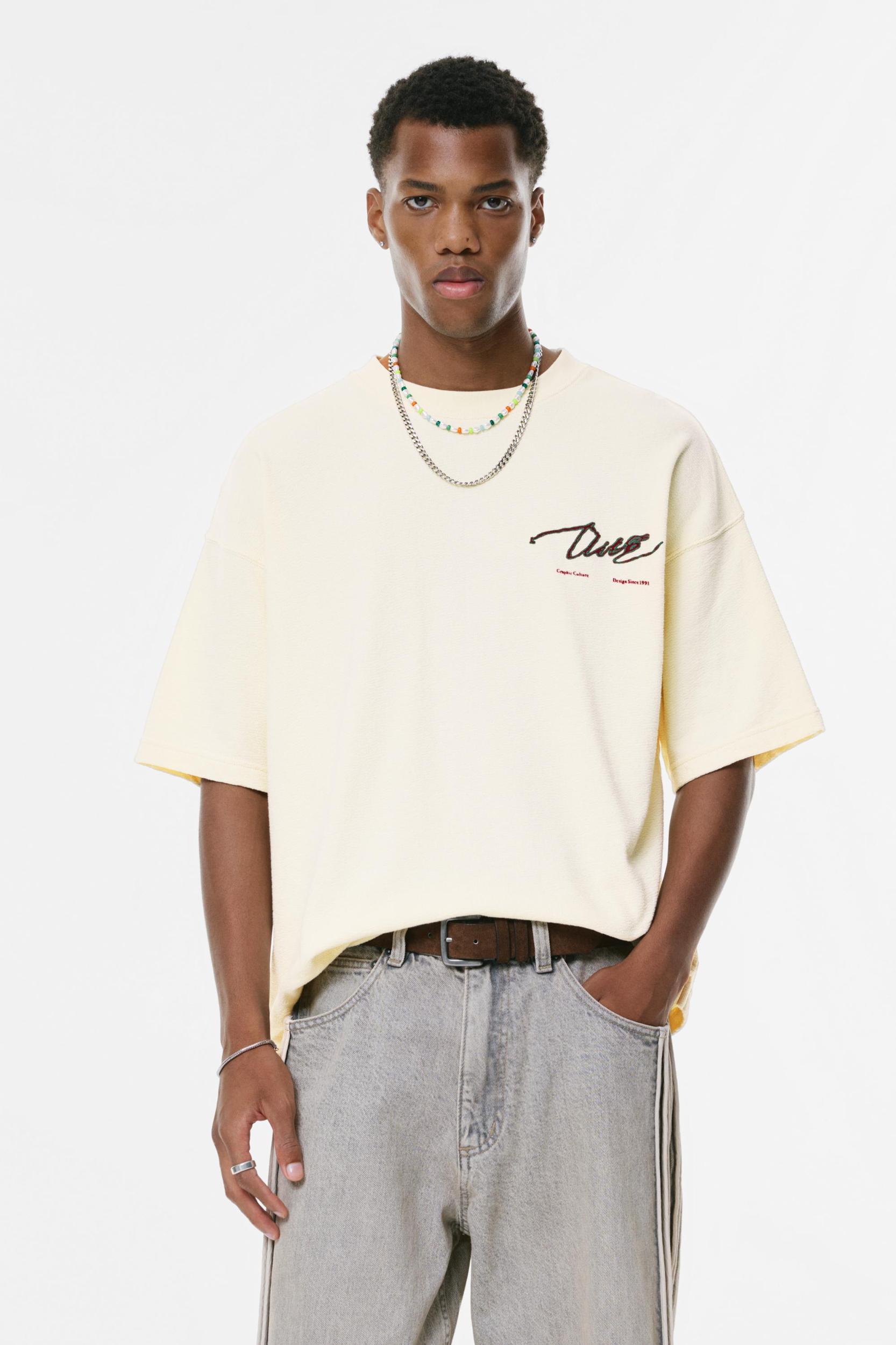 Car graphic T-shirt Product Image