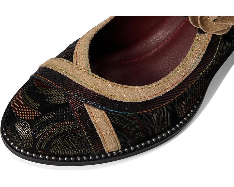 Women's L'Artiste by Spring Step Beverly Hills Product Image