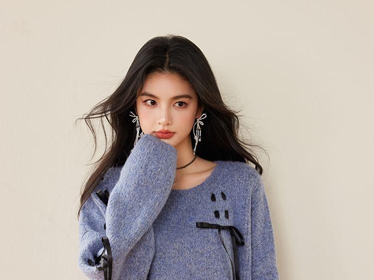 Round Neck Melange Bow Oversized Sweater Product Image