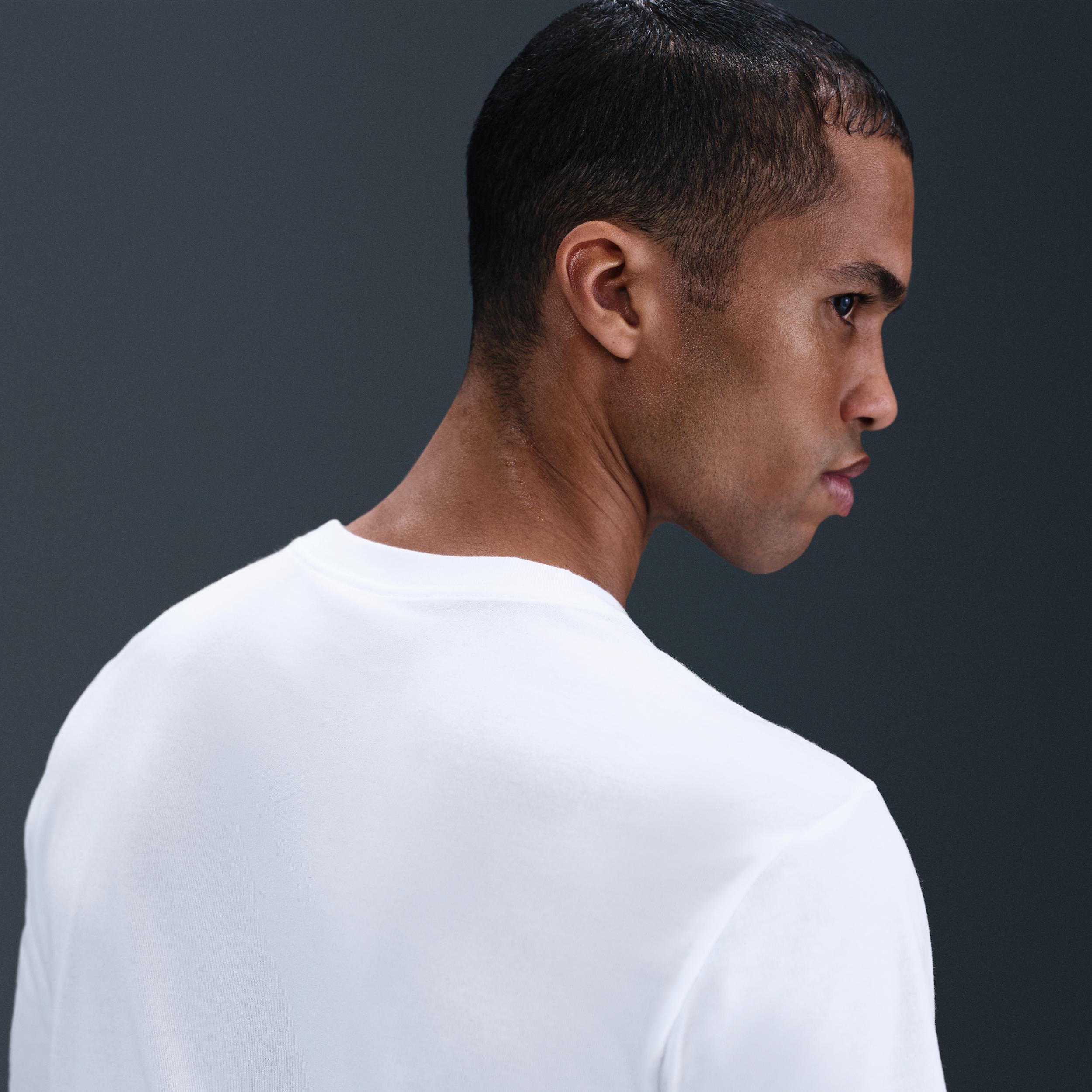 Nike Men's Dri-FIT Training T-Shirt Product Image
