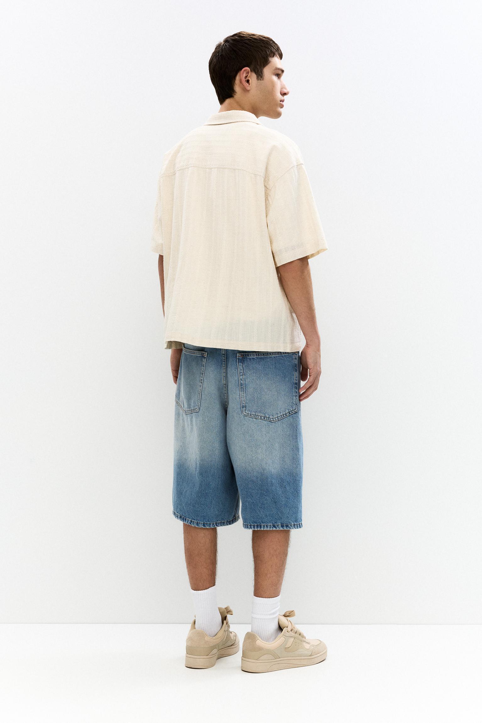 Short sleeve linen blend shirt Product Image