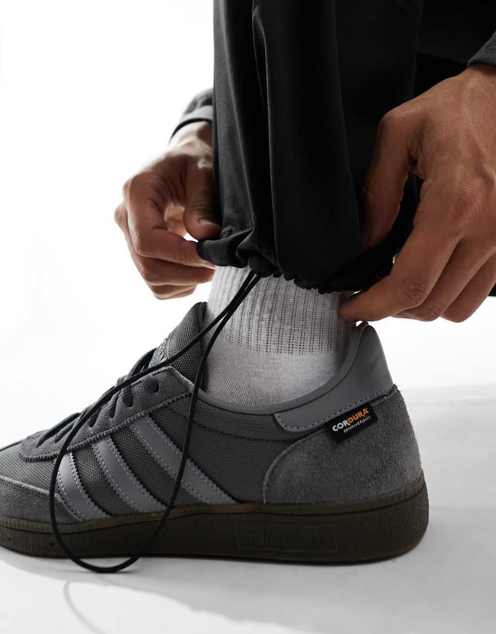 ADPT loose fit cargo pants Product Image