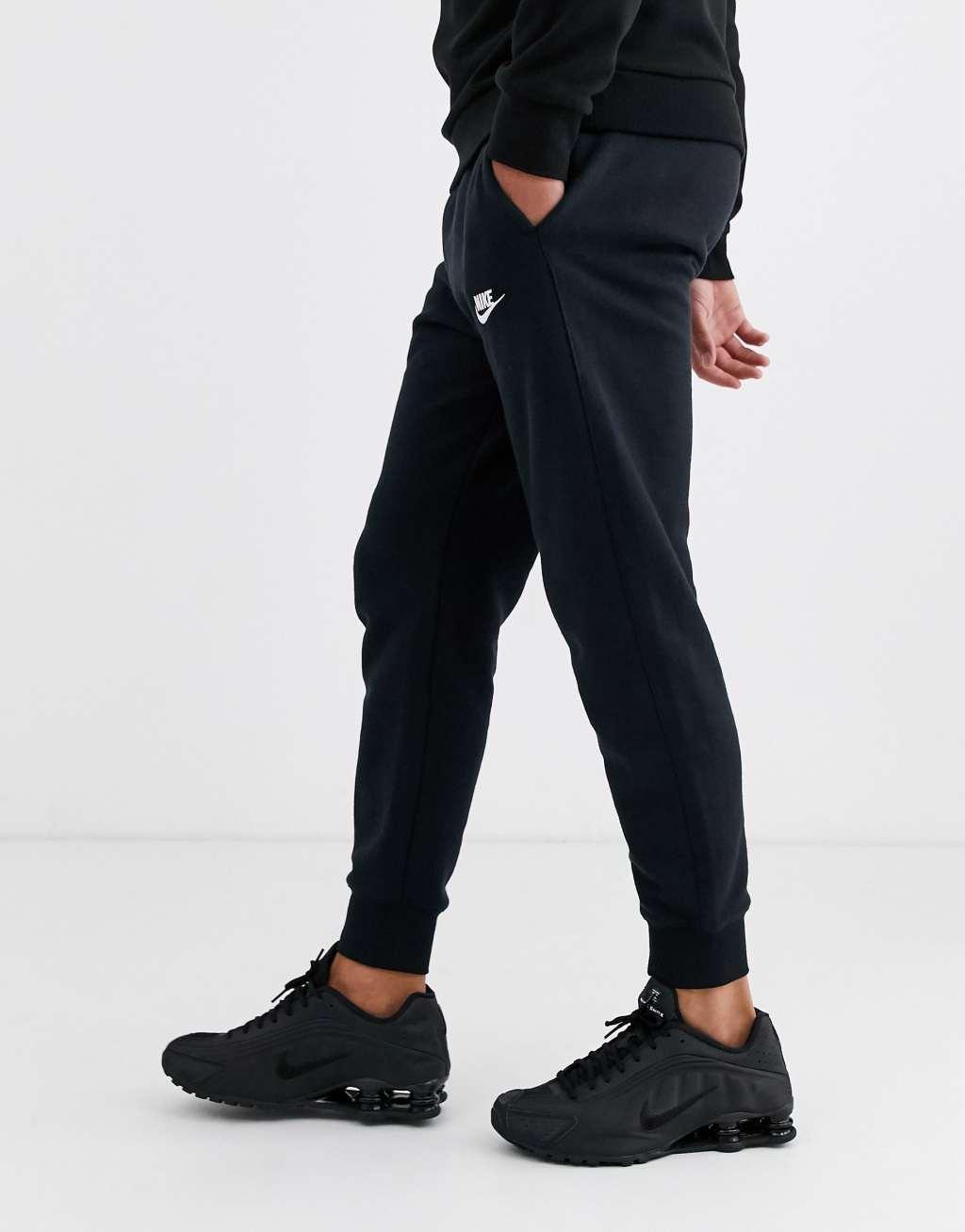 Nike Club Fleece cuffed sweatpants BLACK Product Image