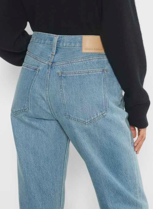 the 90s classic mid-rise relaxed jean Product Image