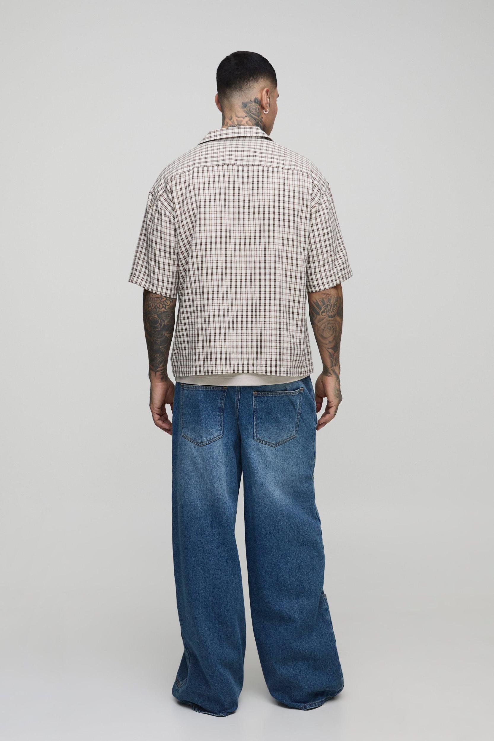 Tall Super Baggy Contrast Stitch Elasticated Waist Cargo Jeans | boohooMAN USA Product Image