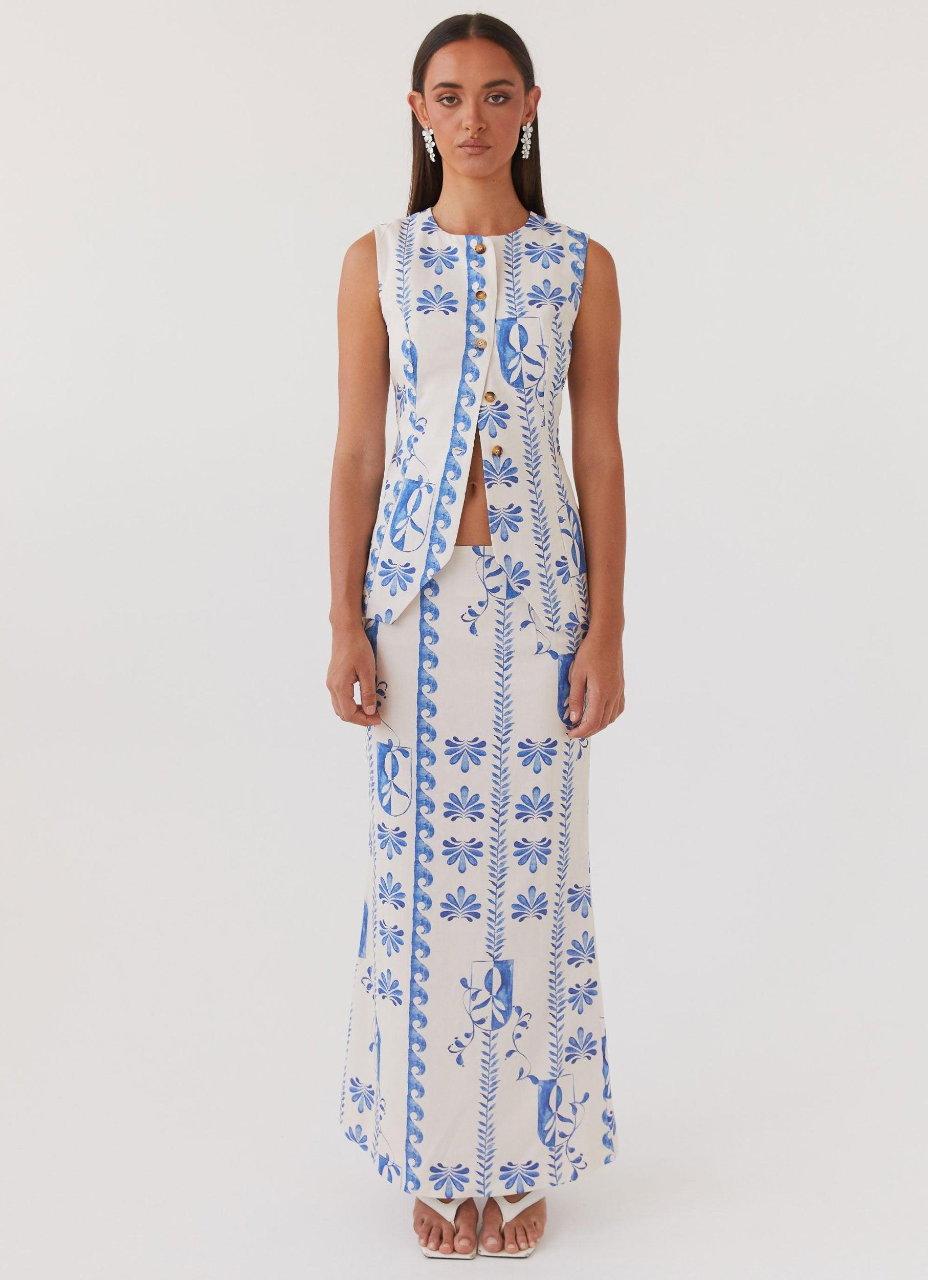 Born For Bordeaux Linen Vest - Floral Wave Product Image