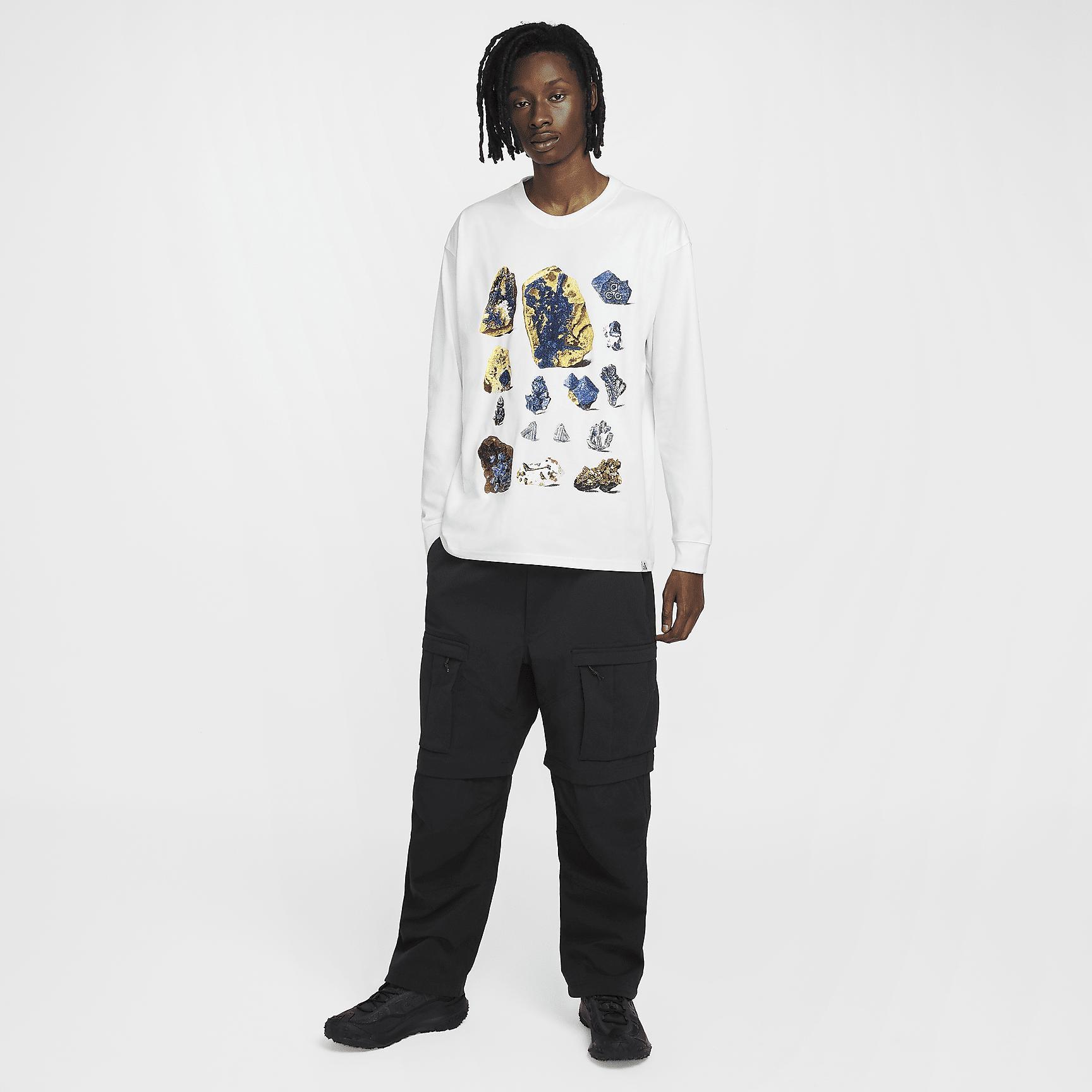Nike ACG Men's Long-Sleeved T-Shirt Product Image