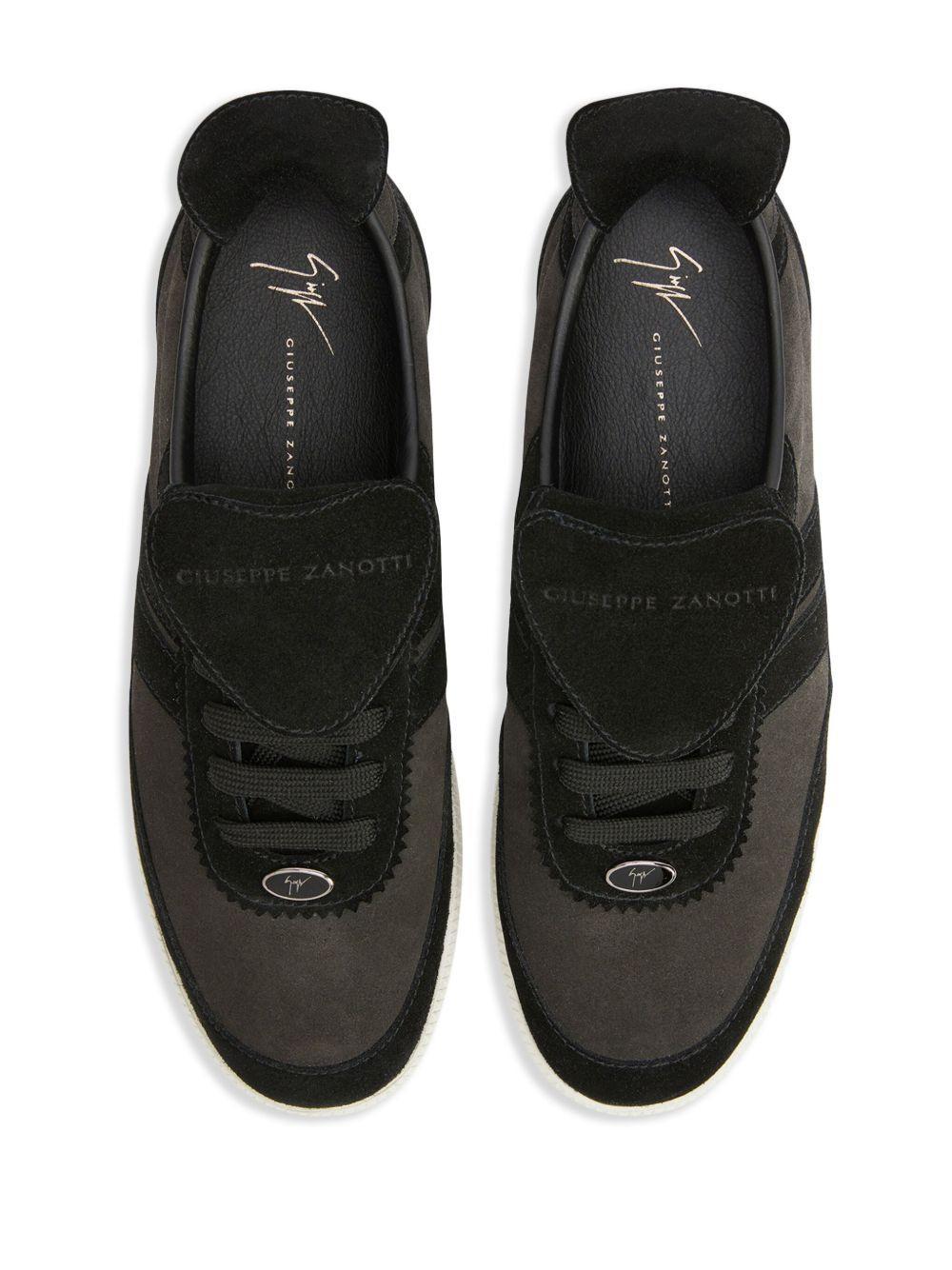 League leather sneakers  Product Image