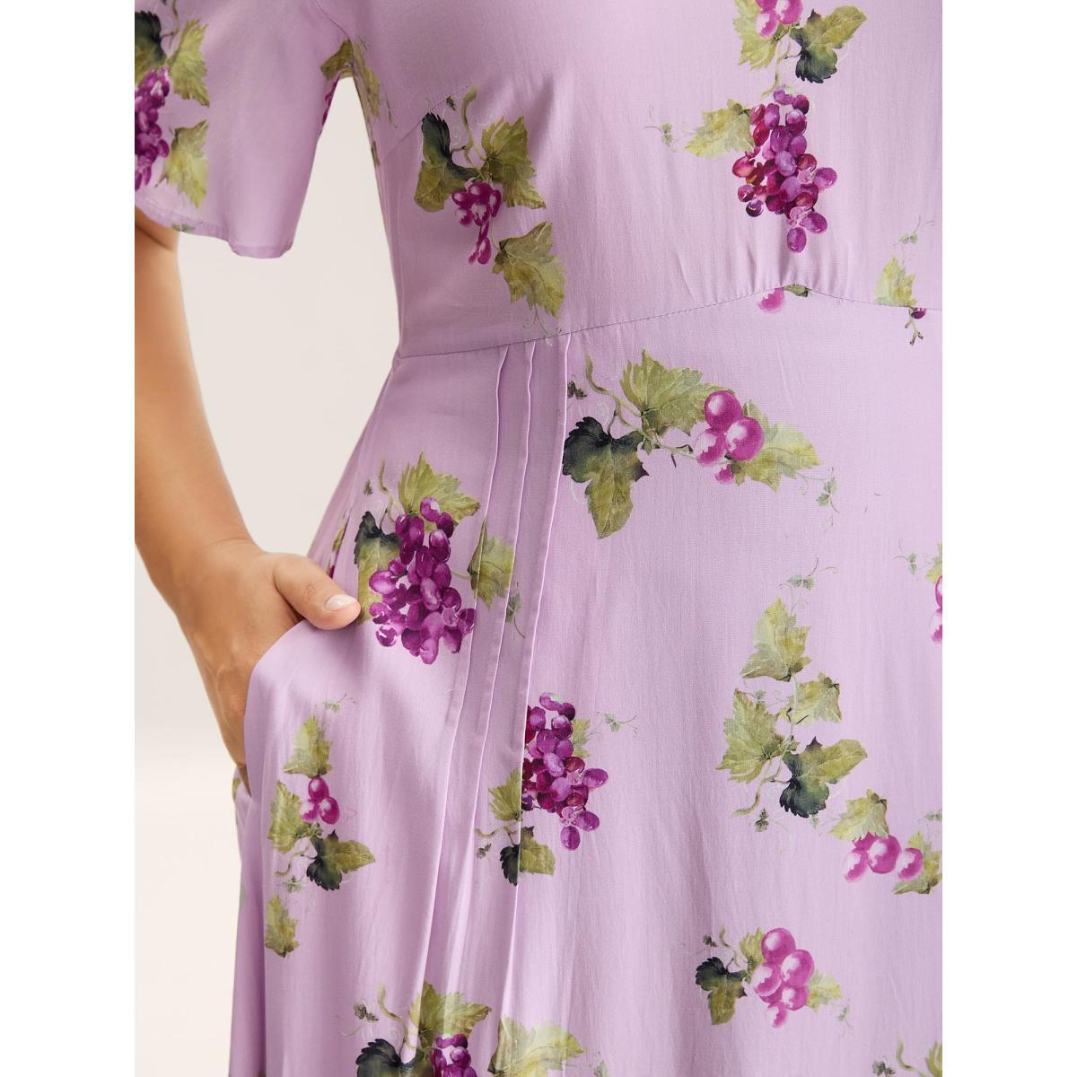 Plus Size Fruity Floral Print Toothpick Pleat Maxi Dress Lilac Women V-neck Short sleeve Curvy BloomChic 28/5X Product Image