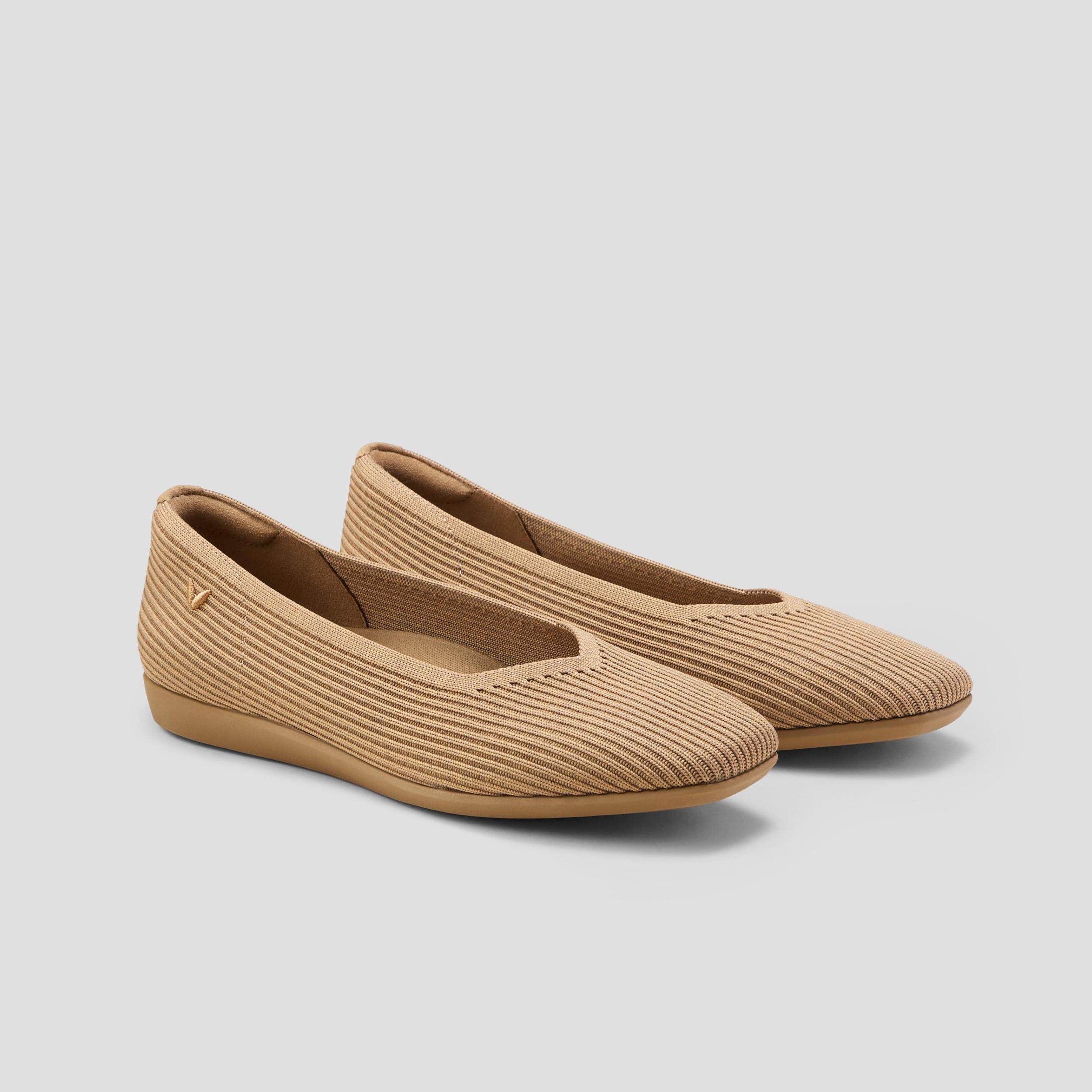 Lightweight Square-Toe V-Cut Flats (Margot Walker) Product Image