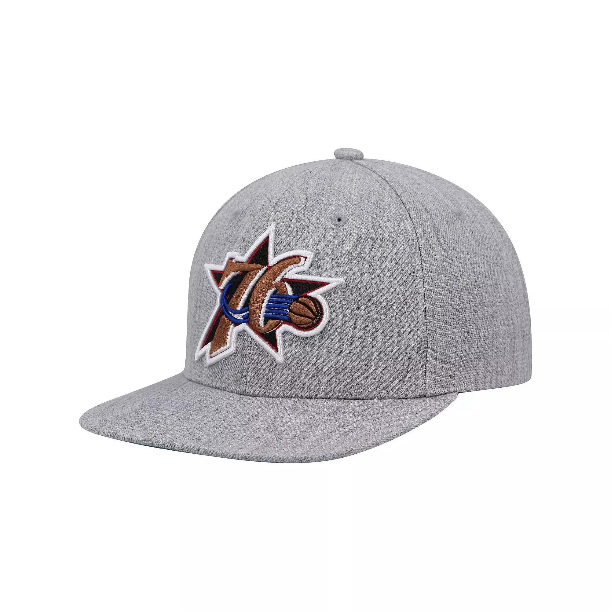 Mens Mitchell & Ness Heathered Gray Philadelphia 76ers Hardwood Classics Team 2.0 Snapback Hat Product Image