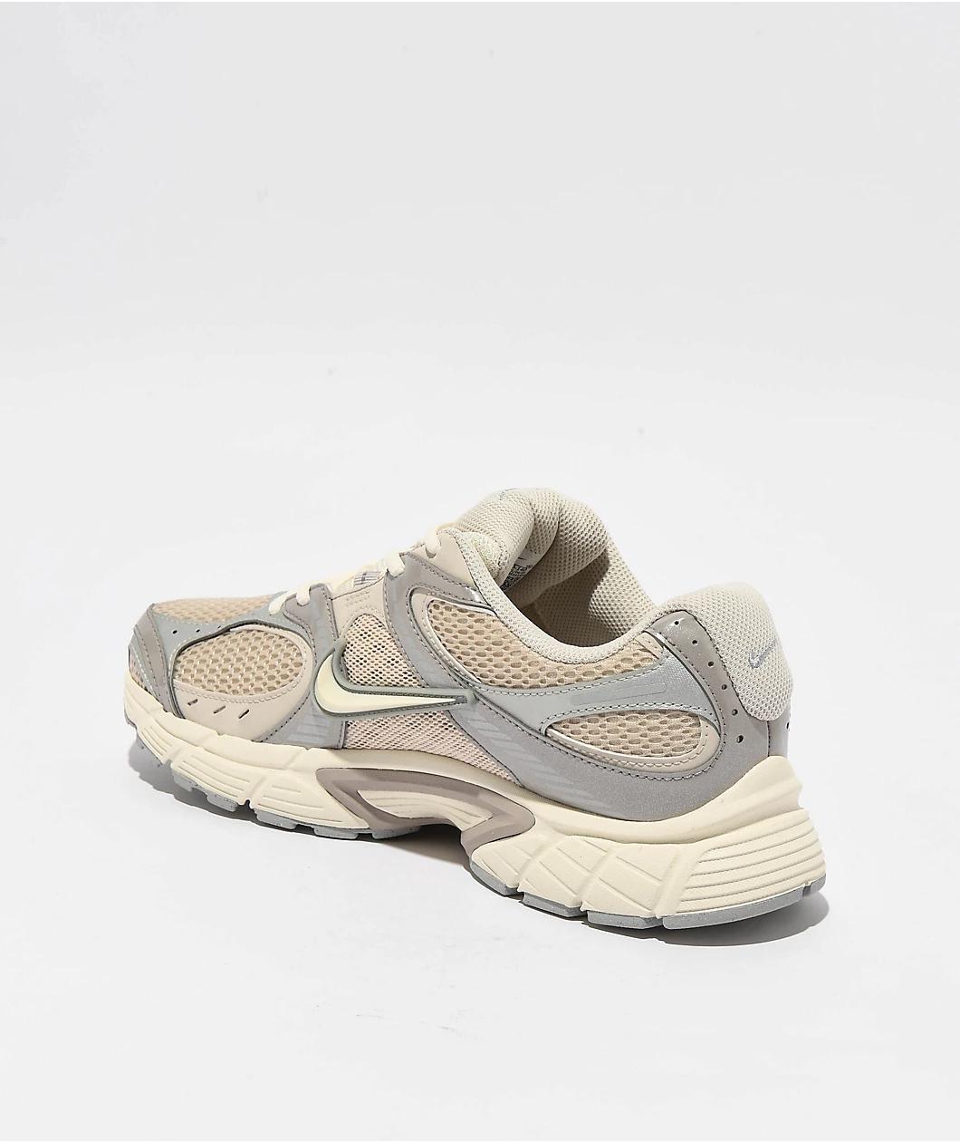 Nike V5 RNR Oatmeal & Ivory Shoes Product Image
