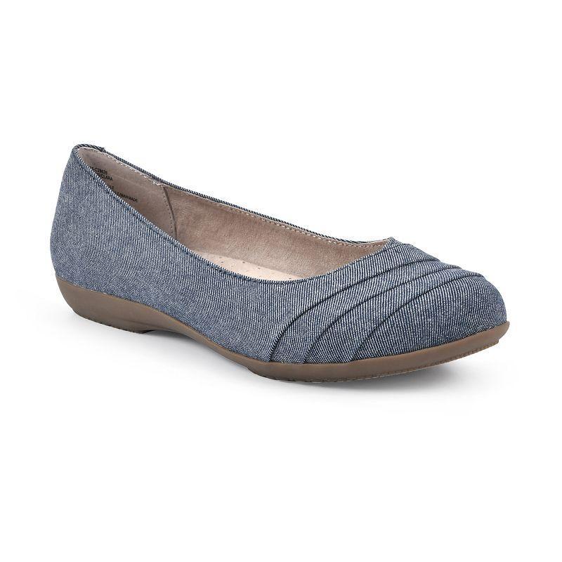 Cliffs by White Mountain Clara Women's Ballet Flats, Size: 8 Wide, Silver Glitter Fabric Product Image
