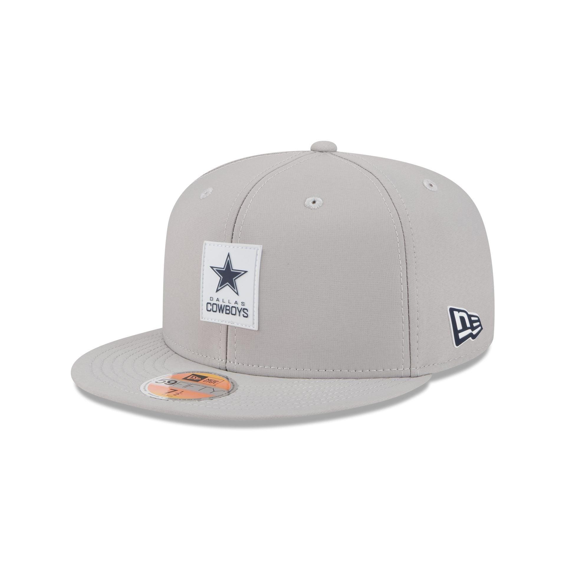 Los Angeles Lakers Lebron James Chrome White 59FIFTY Fitted Hat Male Product Image