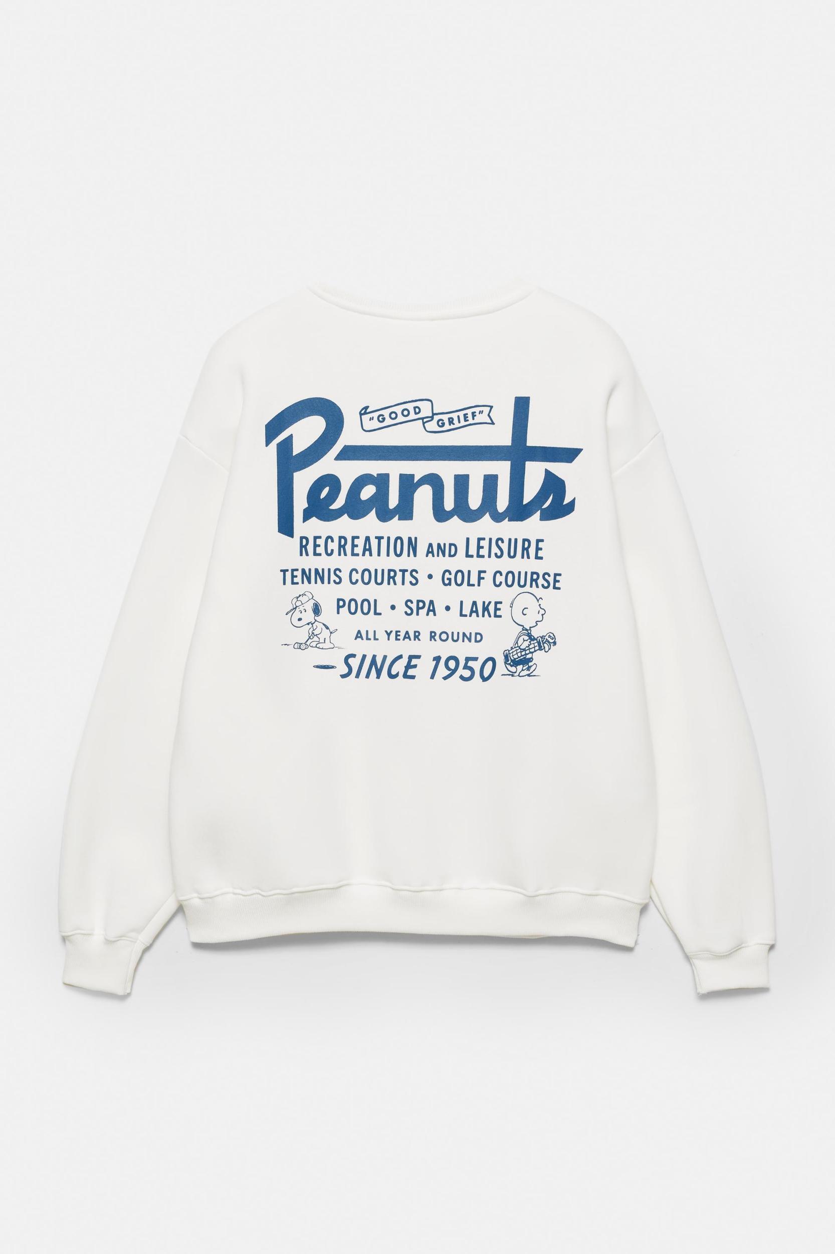 White Snoopy Sweatshirt Product Image