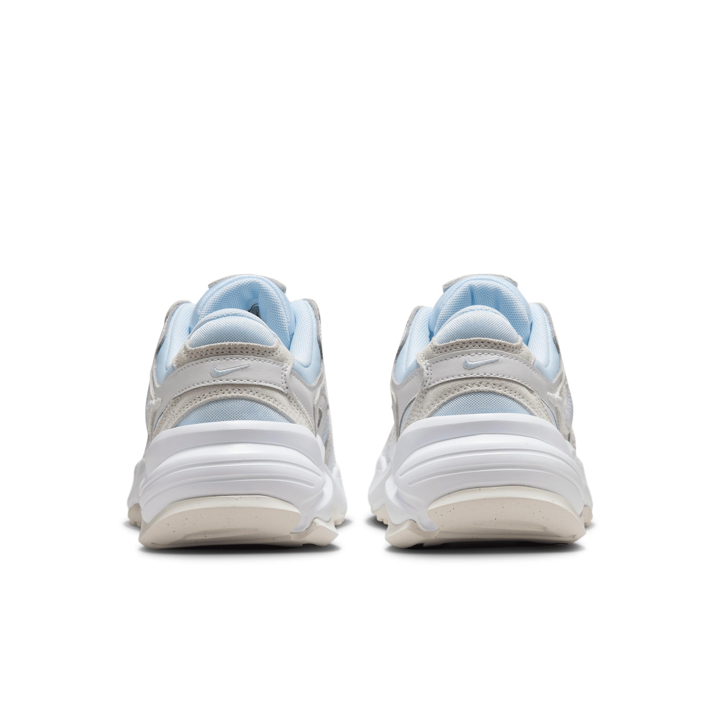 Nike Women's AL8 Shoes Product Image