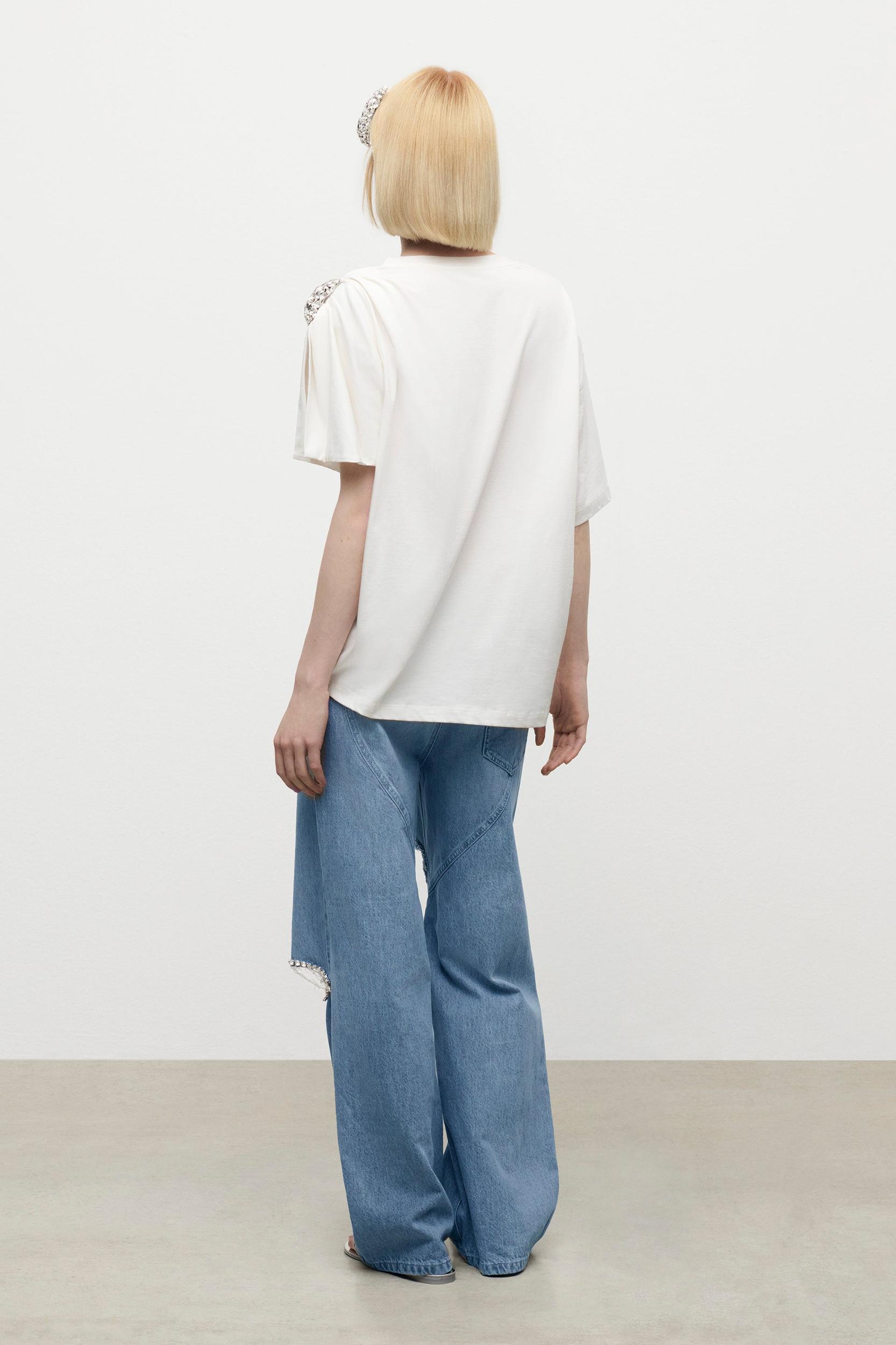 Distressed Crystal Relaxed Slit Jean Product Image