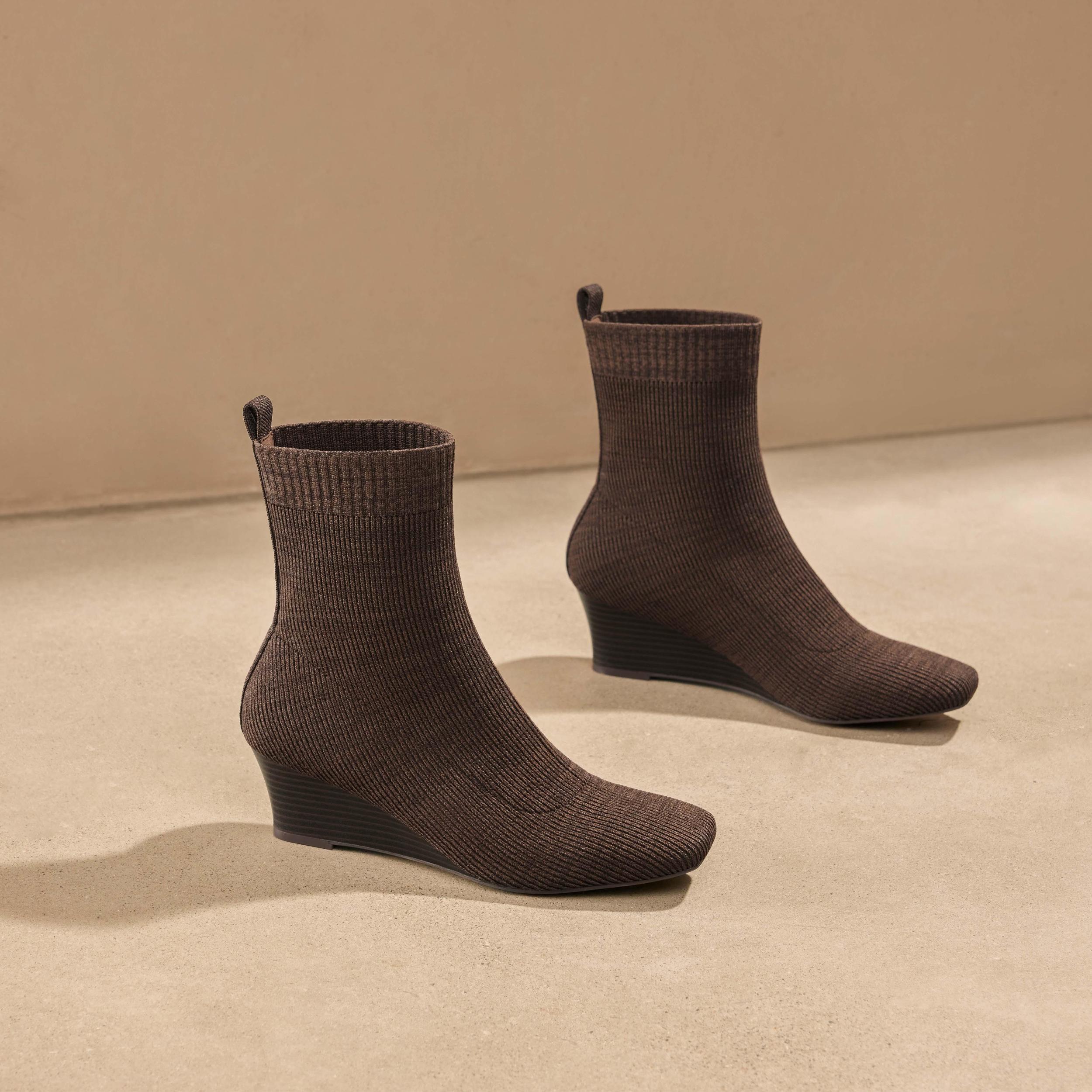 Square-Toe Water-Repellent Heeled Boots (Rafaella) Product Image