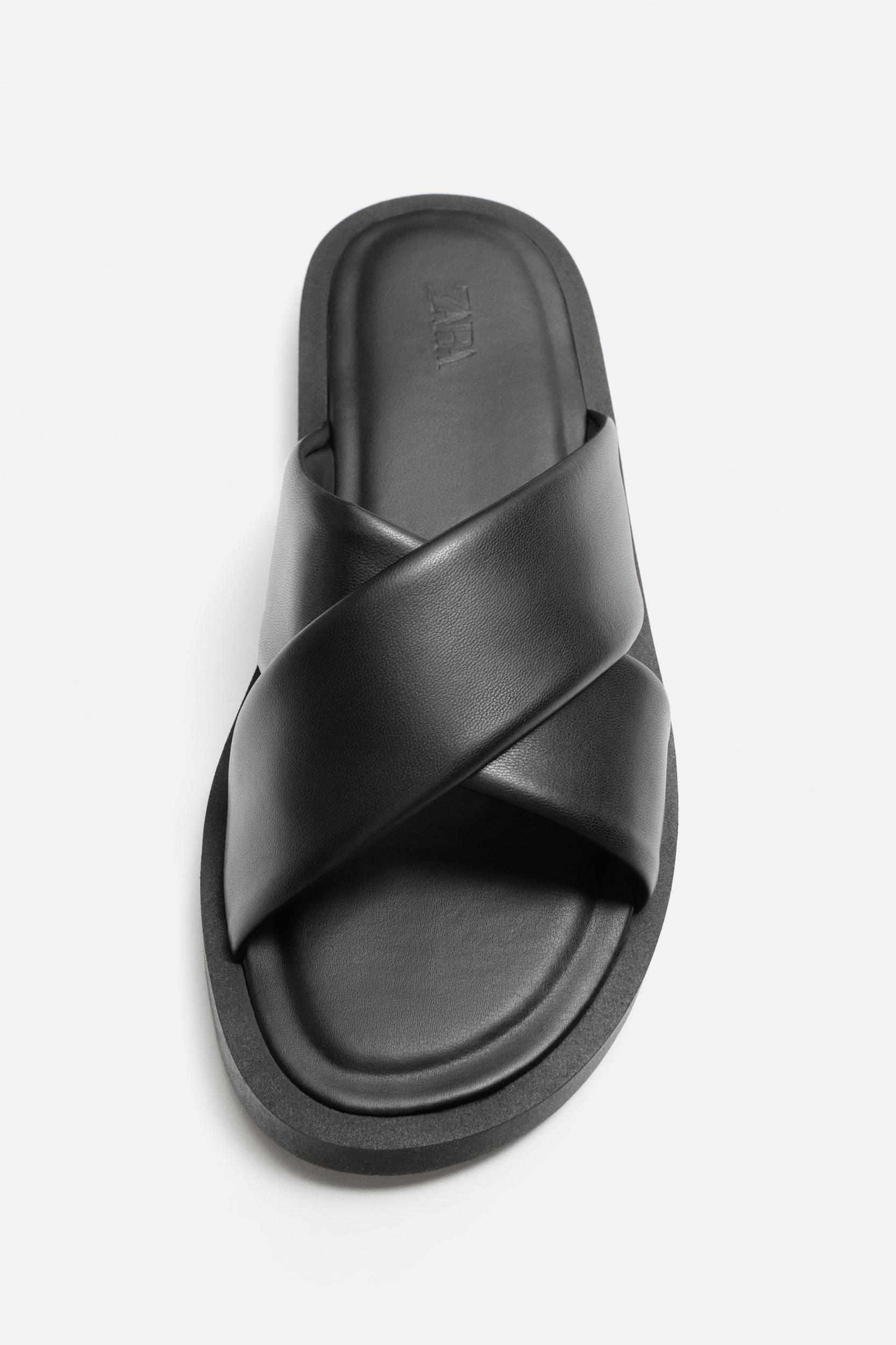 CROSSED CHUNKY SANDALS Product Image