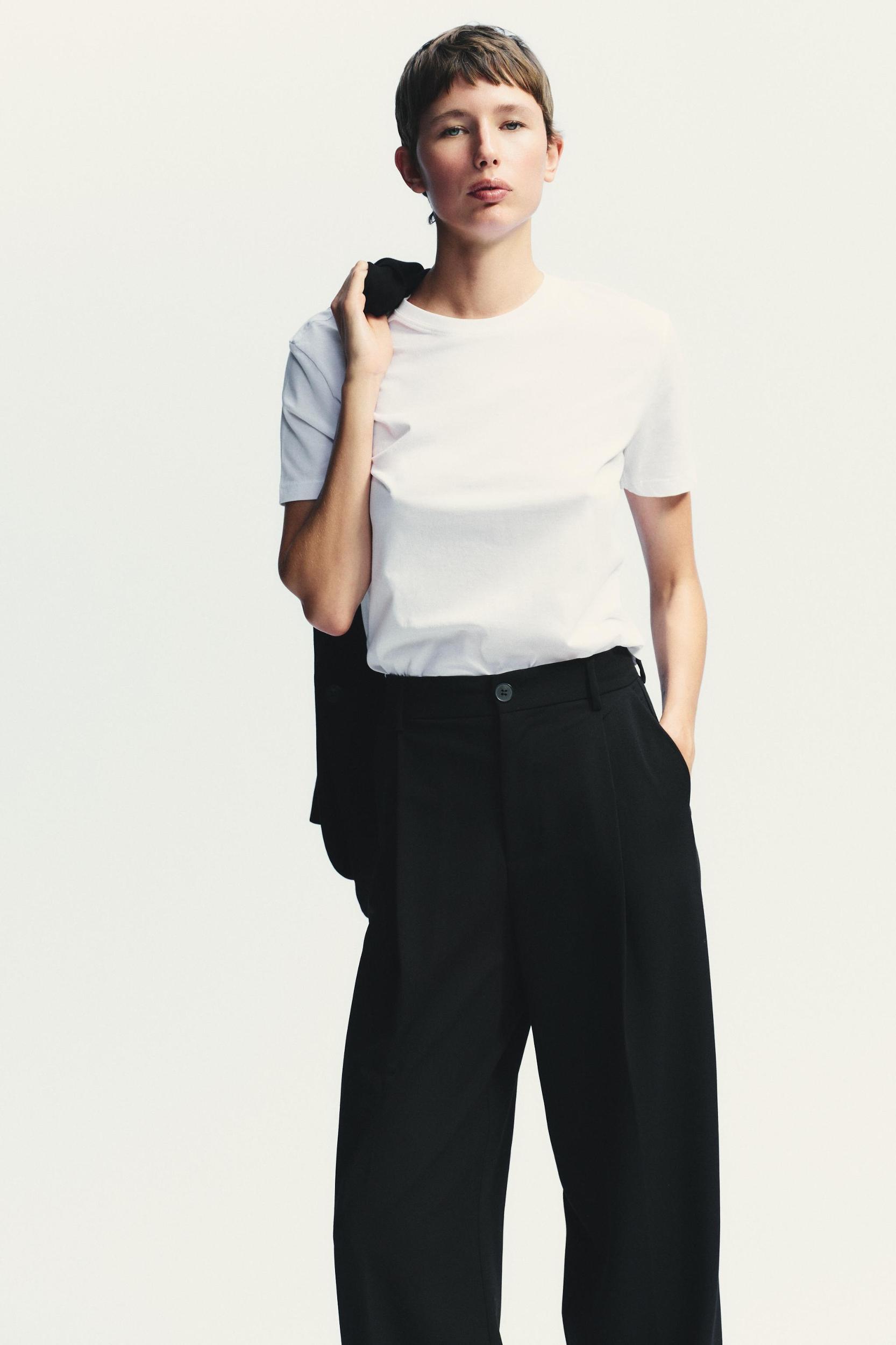 PLEATED PANTS Product Image