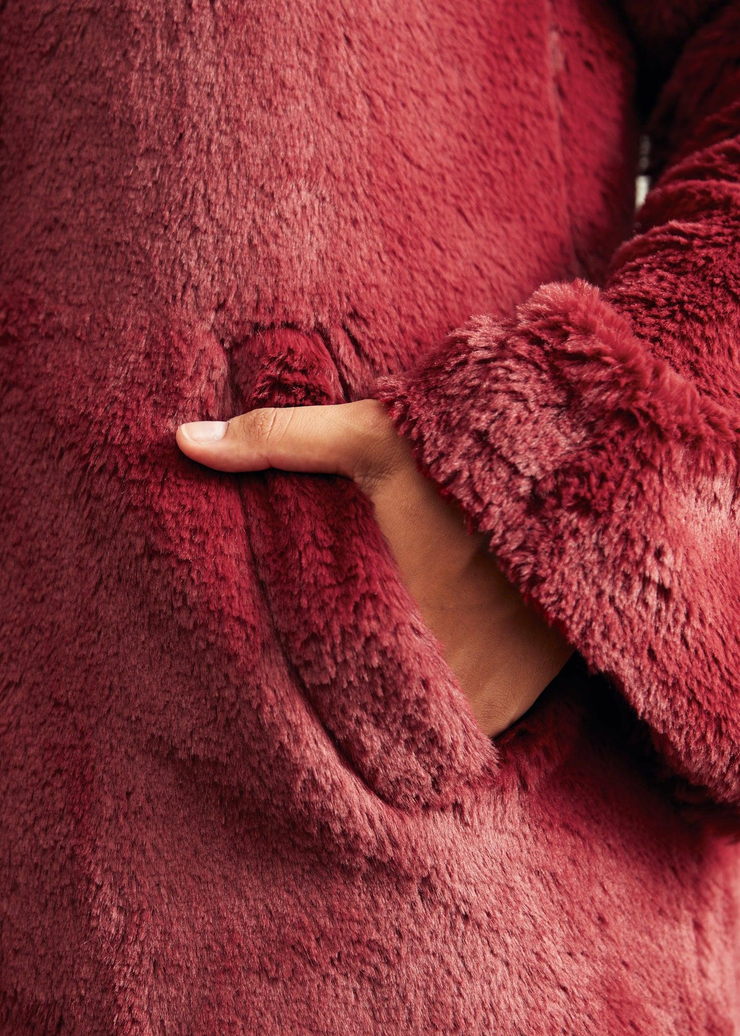 Retro Glam Swing Fur Coat Product Image