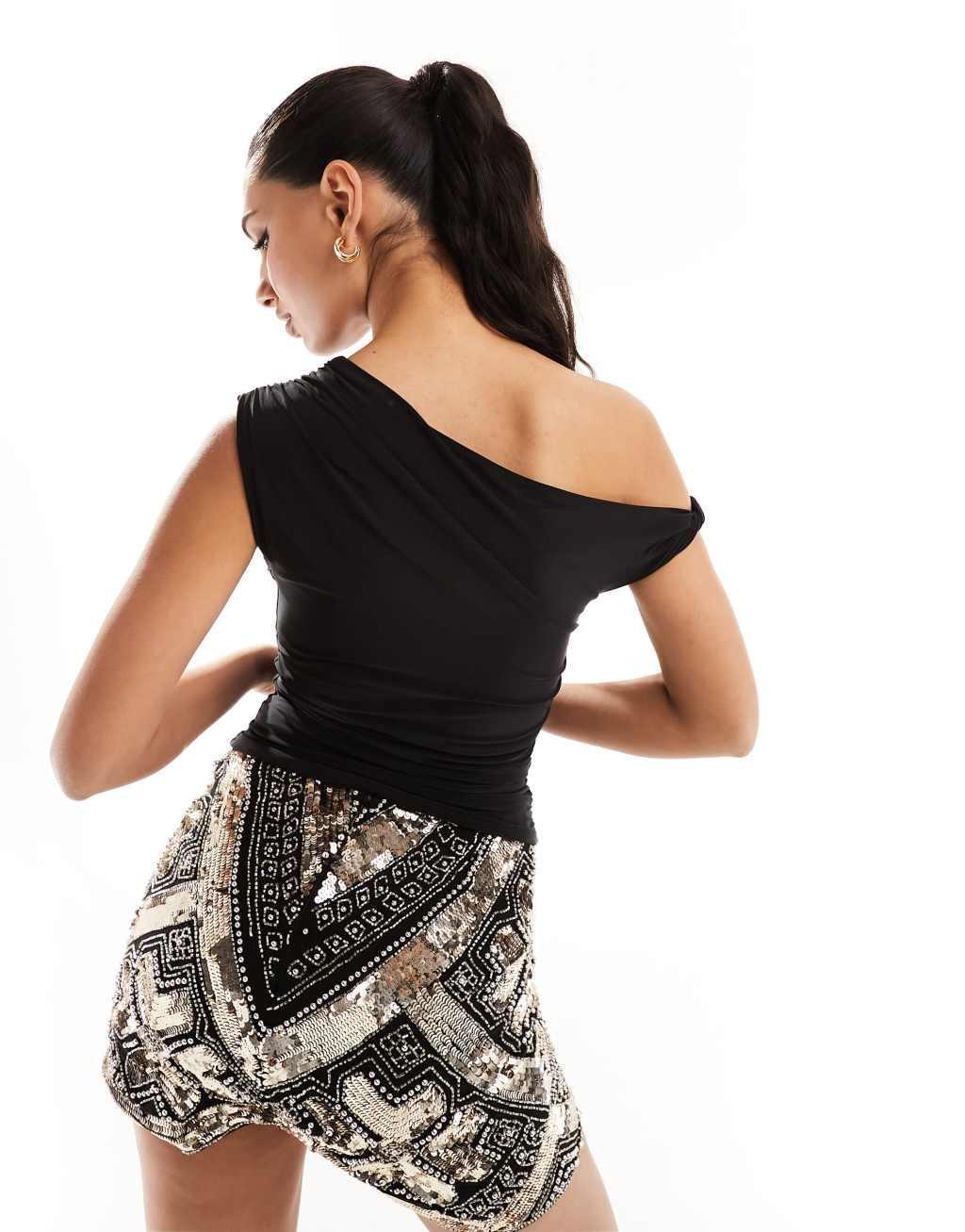 Kaiia slinky off shoulder top in black Product Image