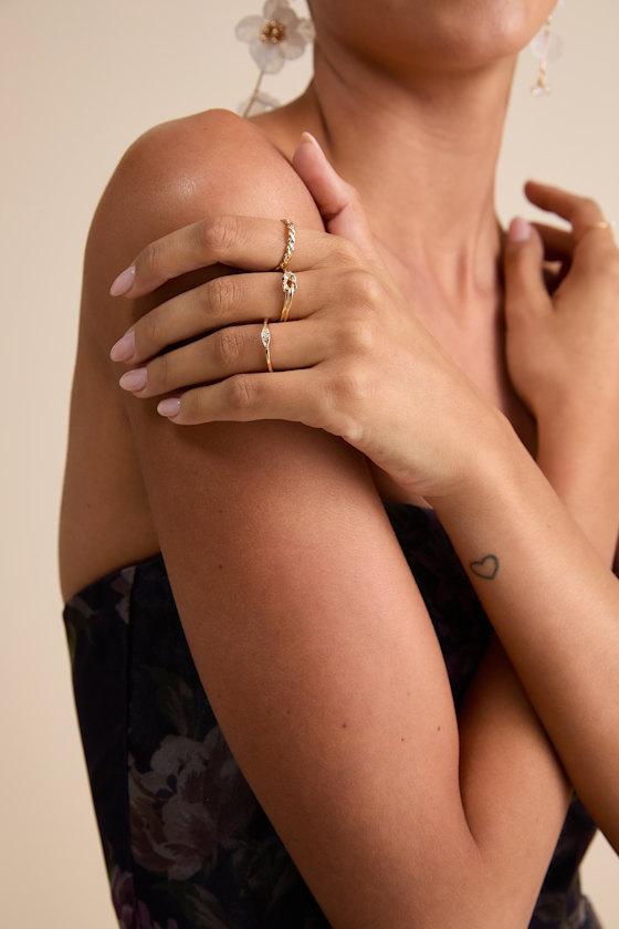 Misty Gold Six-Piece Ring Set Product Image