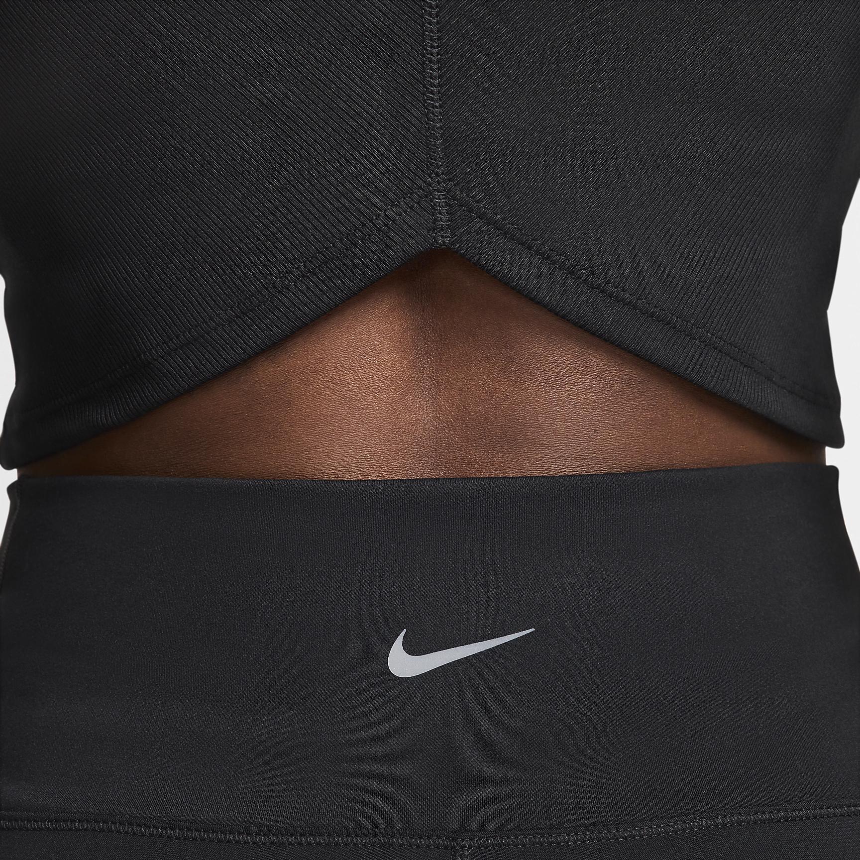 Nike One Fitted Rib Women's Dri-FIT Short-Sleeve Cropped Top Product Image
