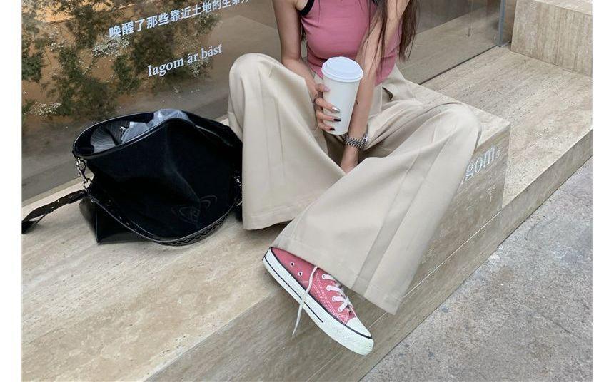 Crew Neck Contrast Trim Crop Tank Top / Low Rise Wide Leg Pants Product Image