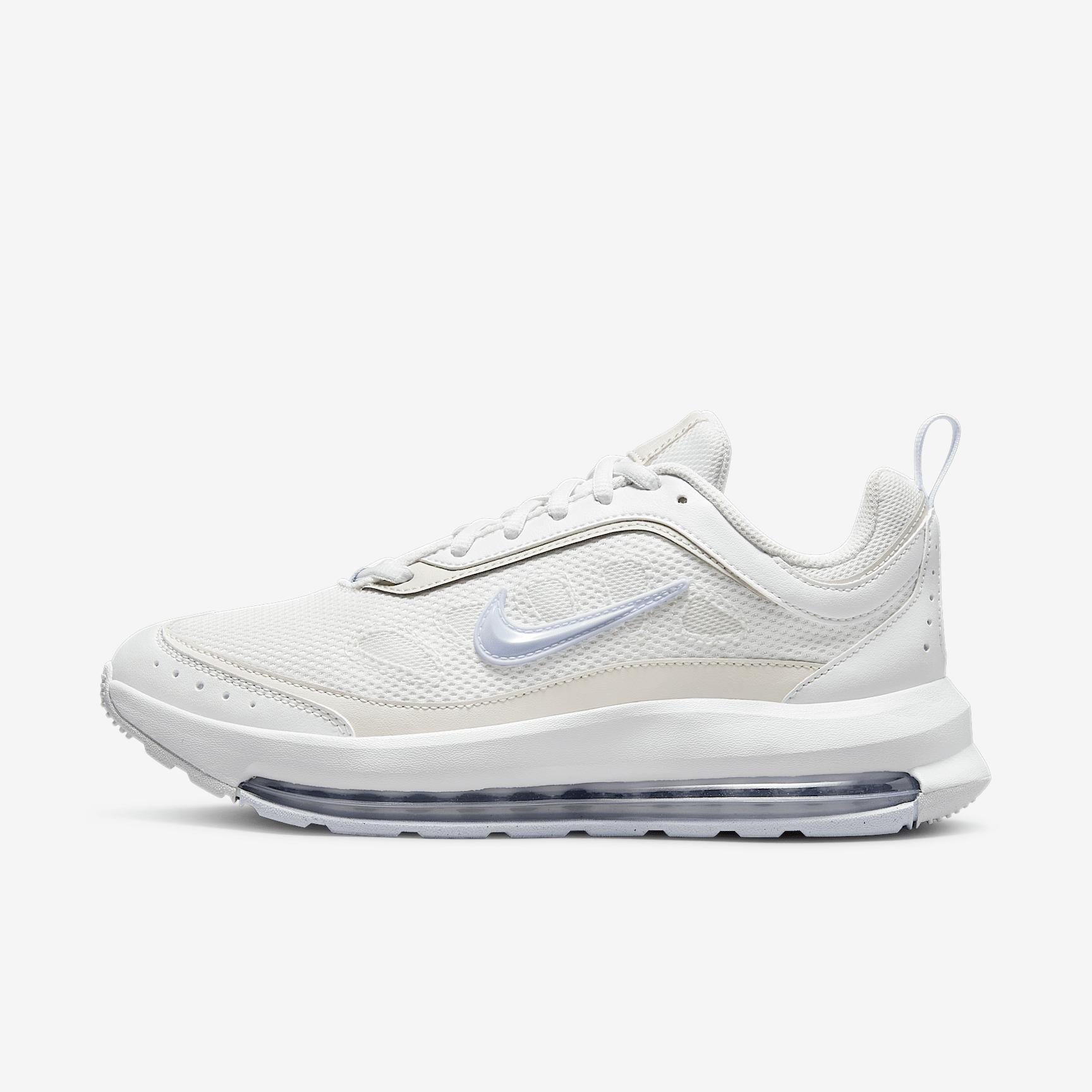 Nike Women's Air Max AP Shoes Product Image