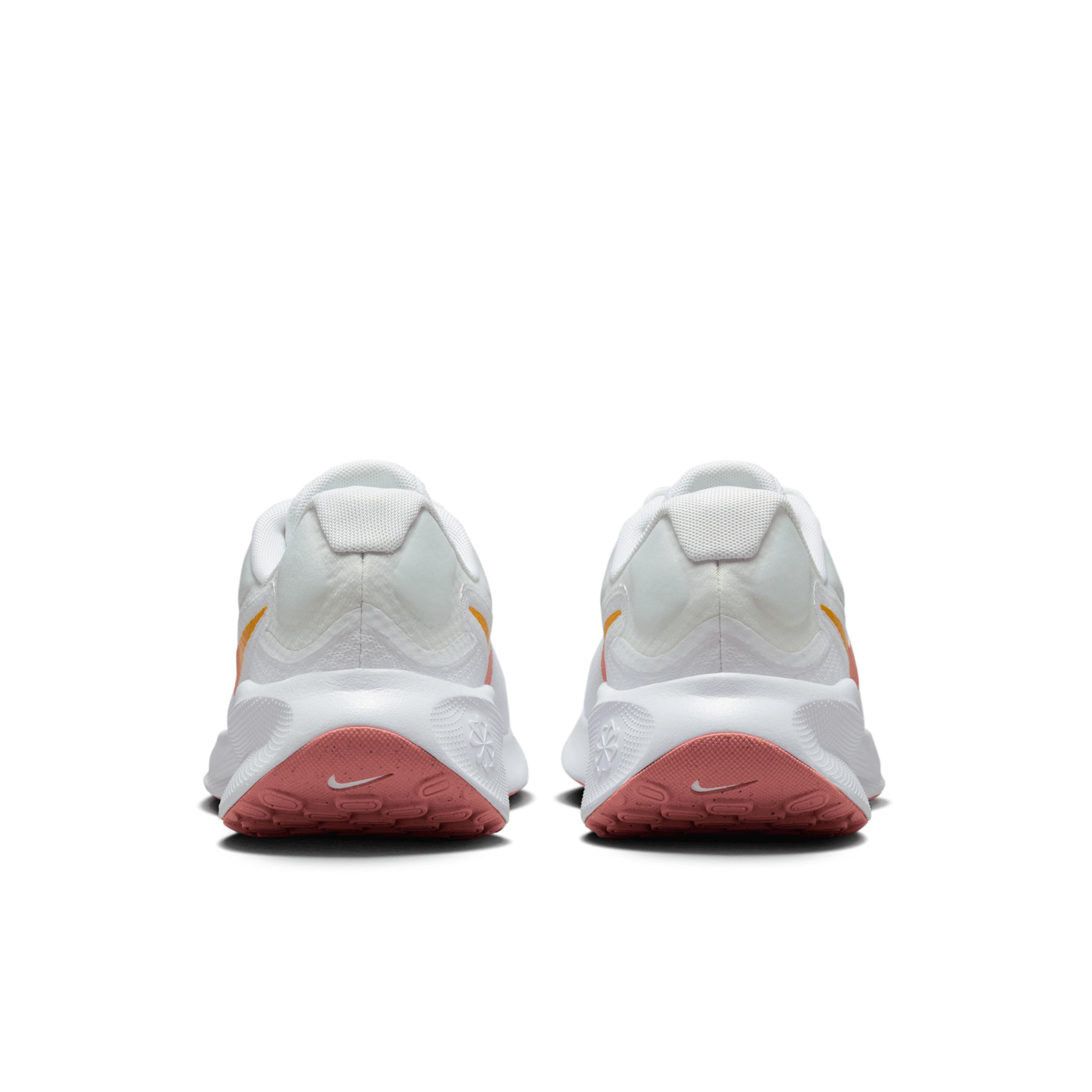 Nike MC Trainer 3 Women's Workout Shoes, Size: 7, White Product Image
