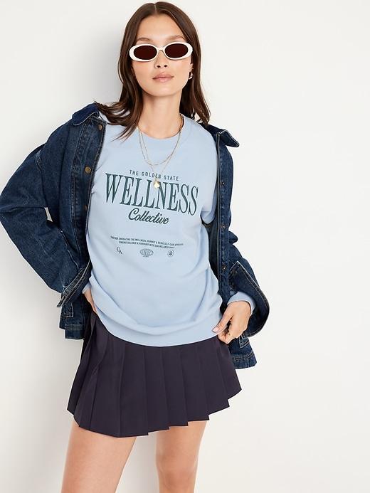SoComfy Oversized Graphic Sweatshirt Product Image